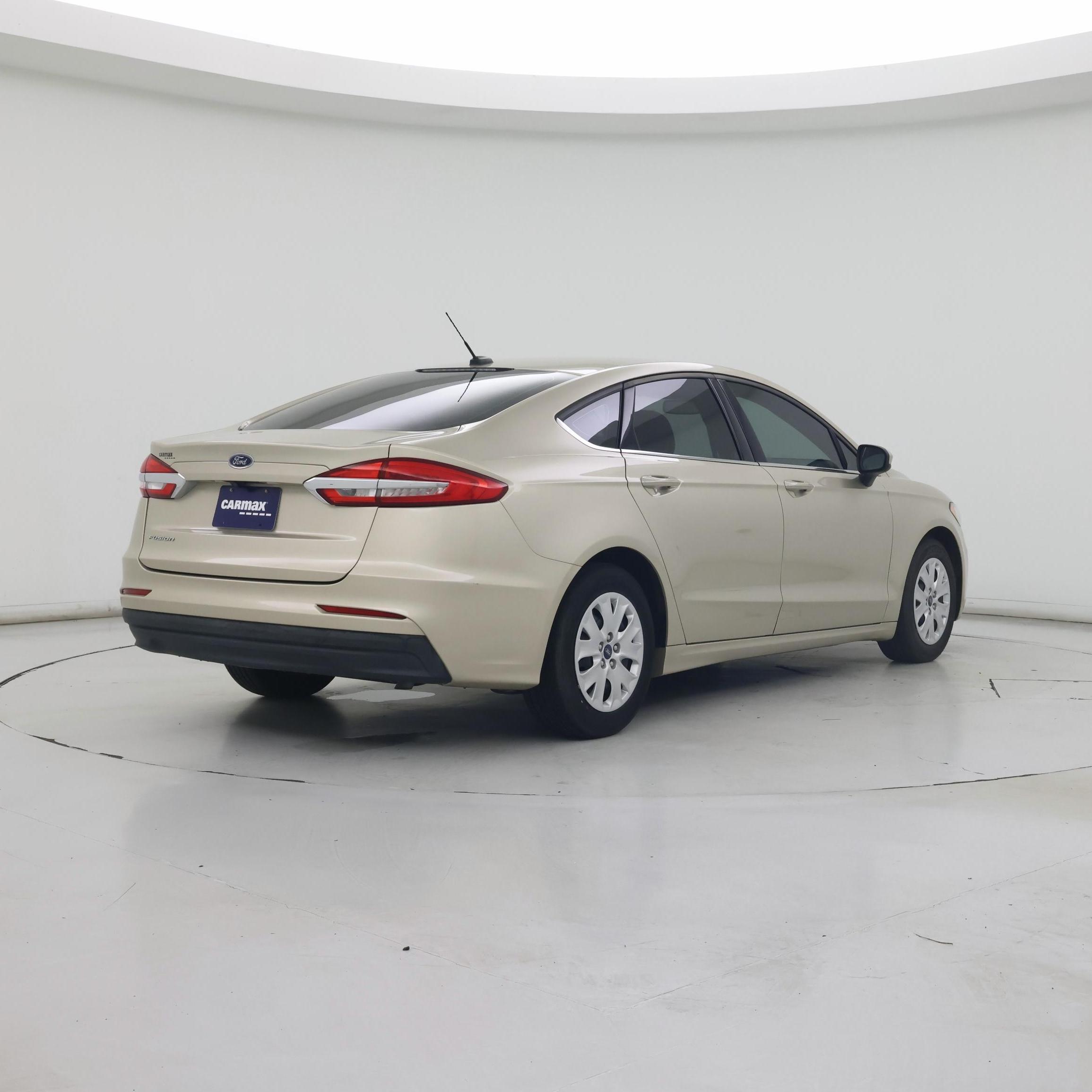 Thumbnail: 2019 Ford Fusion - 8
