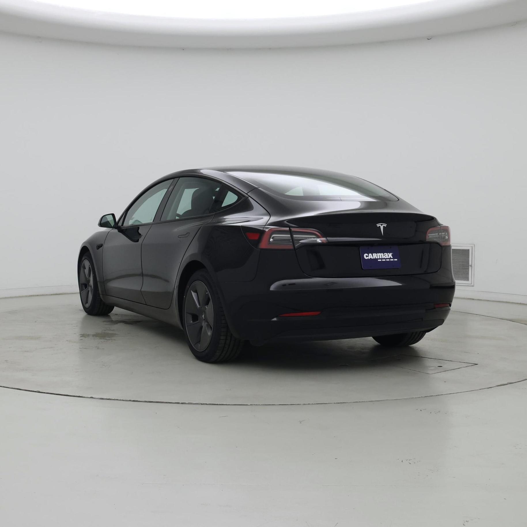 Thumbnail: 2023 Tesla Model 3 - 2