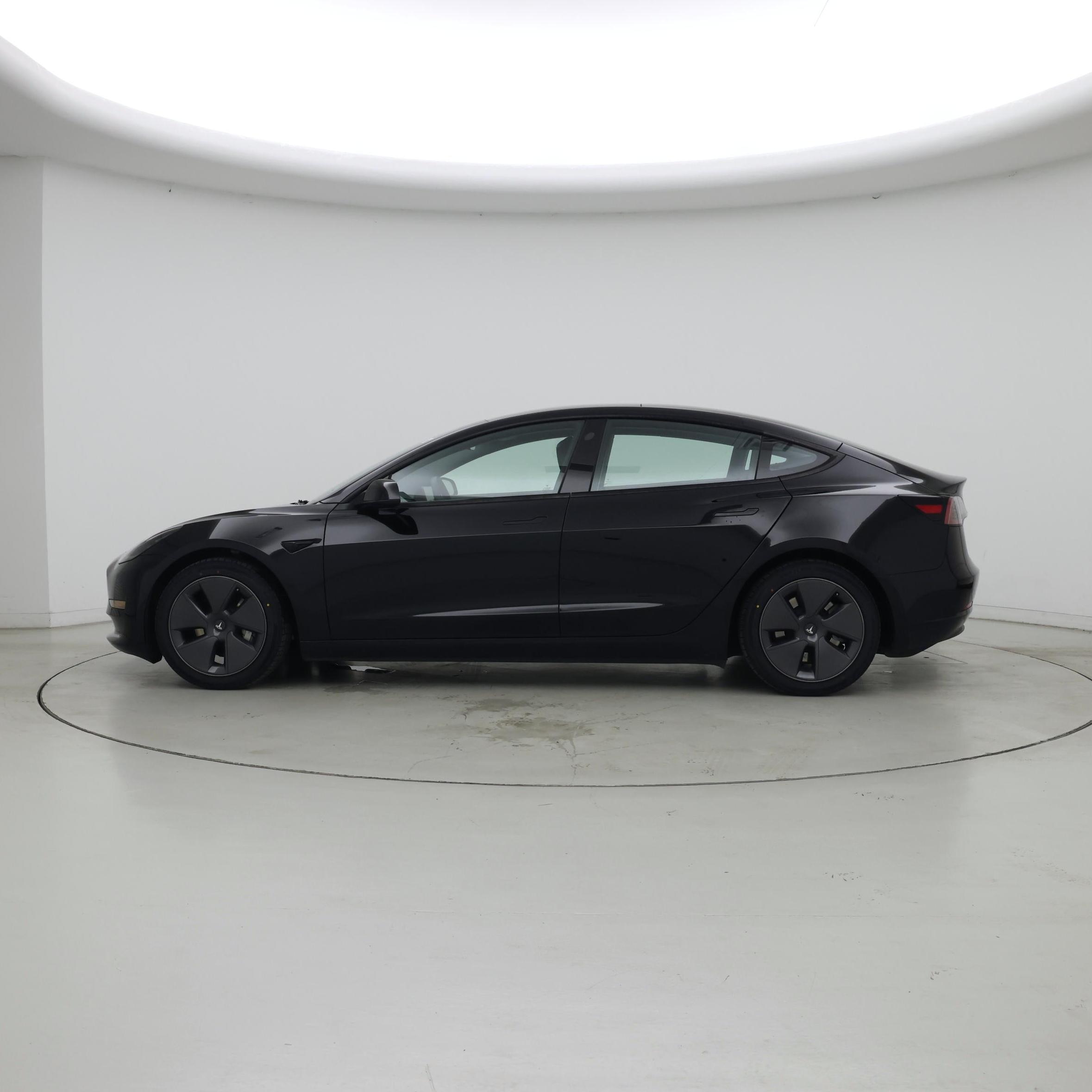 Thumbnail: 2023 Tesla Model 3 - 3