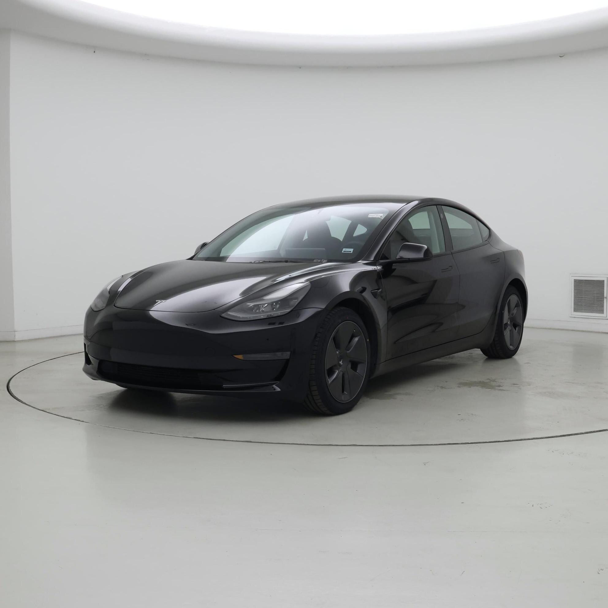Thumbnail: 2023 Tesla Model 3 - 4