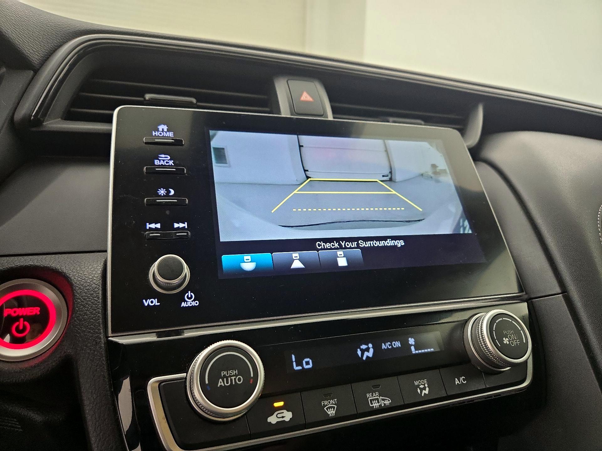 Thumbnail: 2019 Honda Insight - 14
