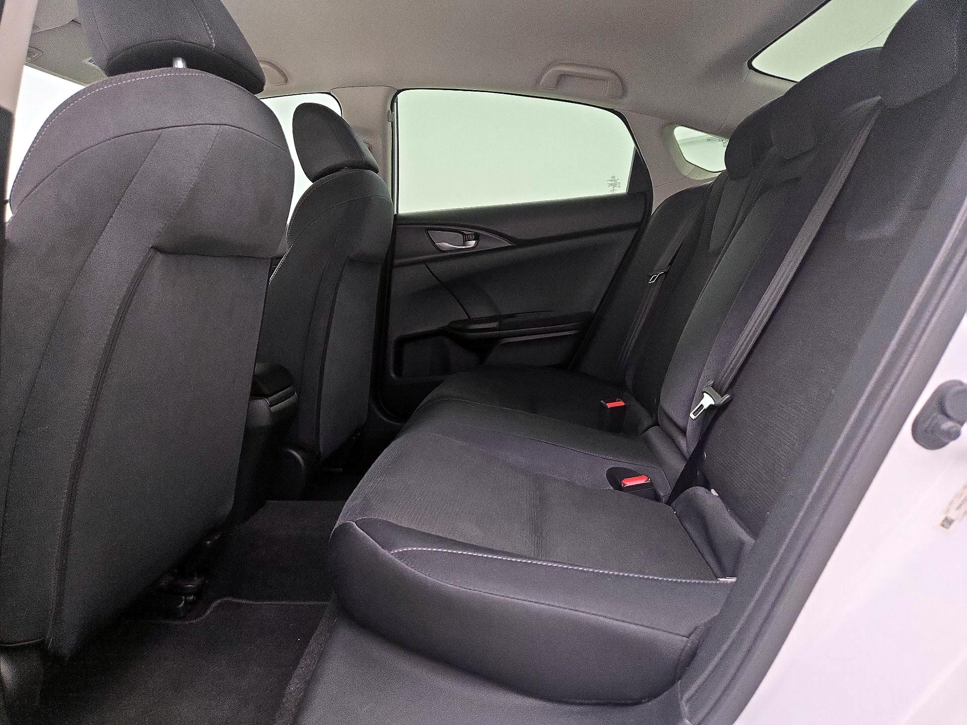 Thumbnail: 2019 Honda Insight - 19