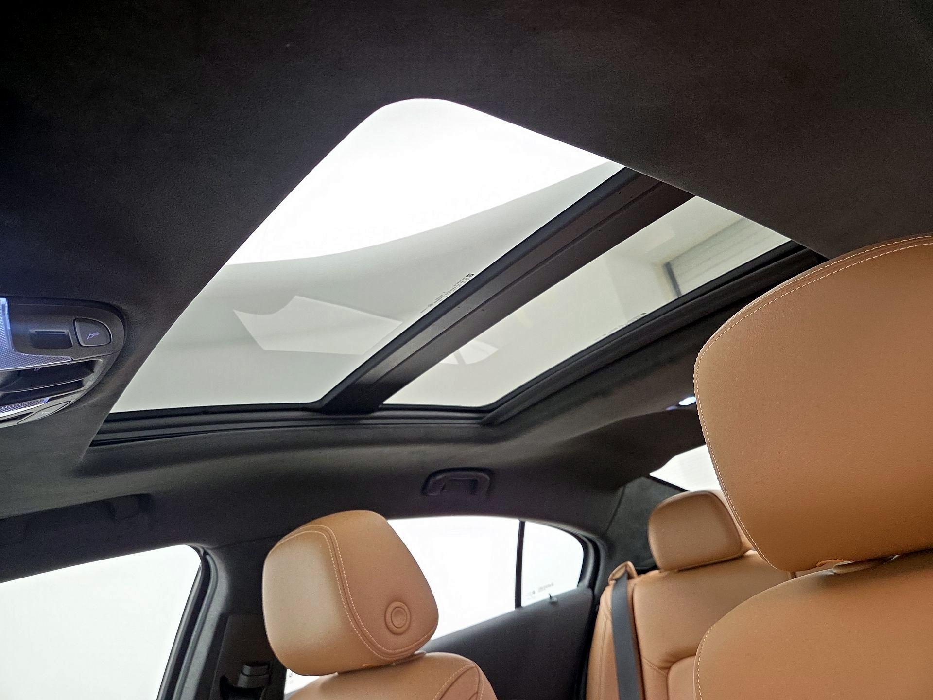 Thumbnail: 2015 Buick LaCrosse - 19