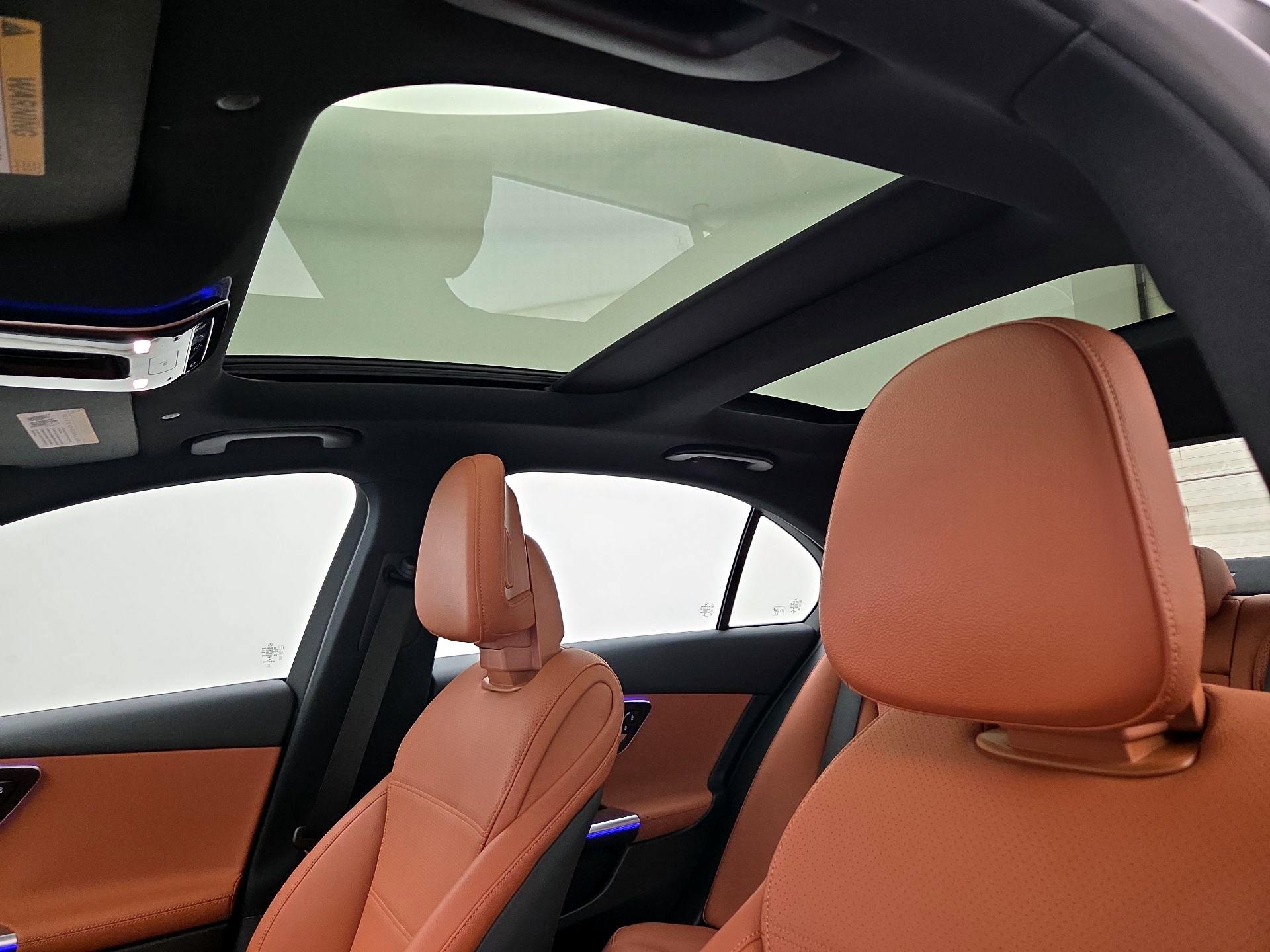 Thumbnail: 2022 Mercedes-Benz C-Class - 20