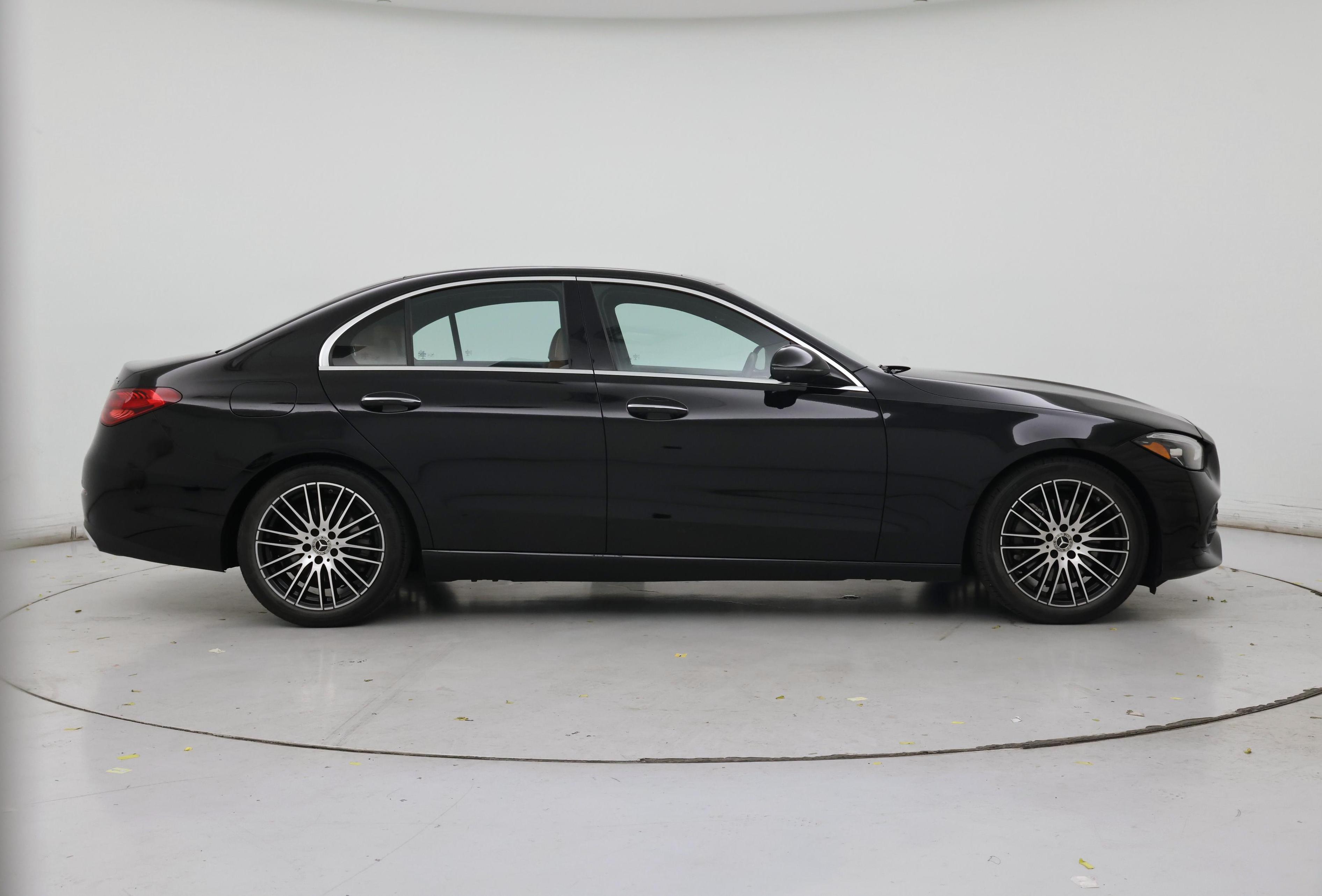Thumbnail: 2022 Mercedes-Benz C-Class - 7