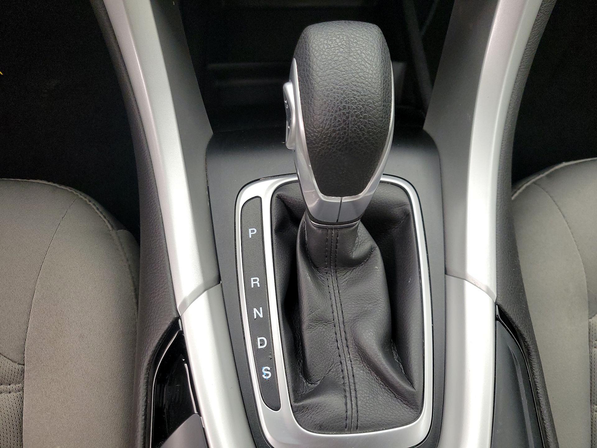 Thumbnail: 2014 Ford Fusion - 16
