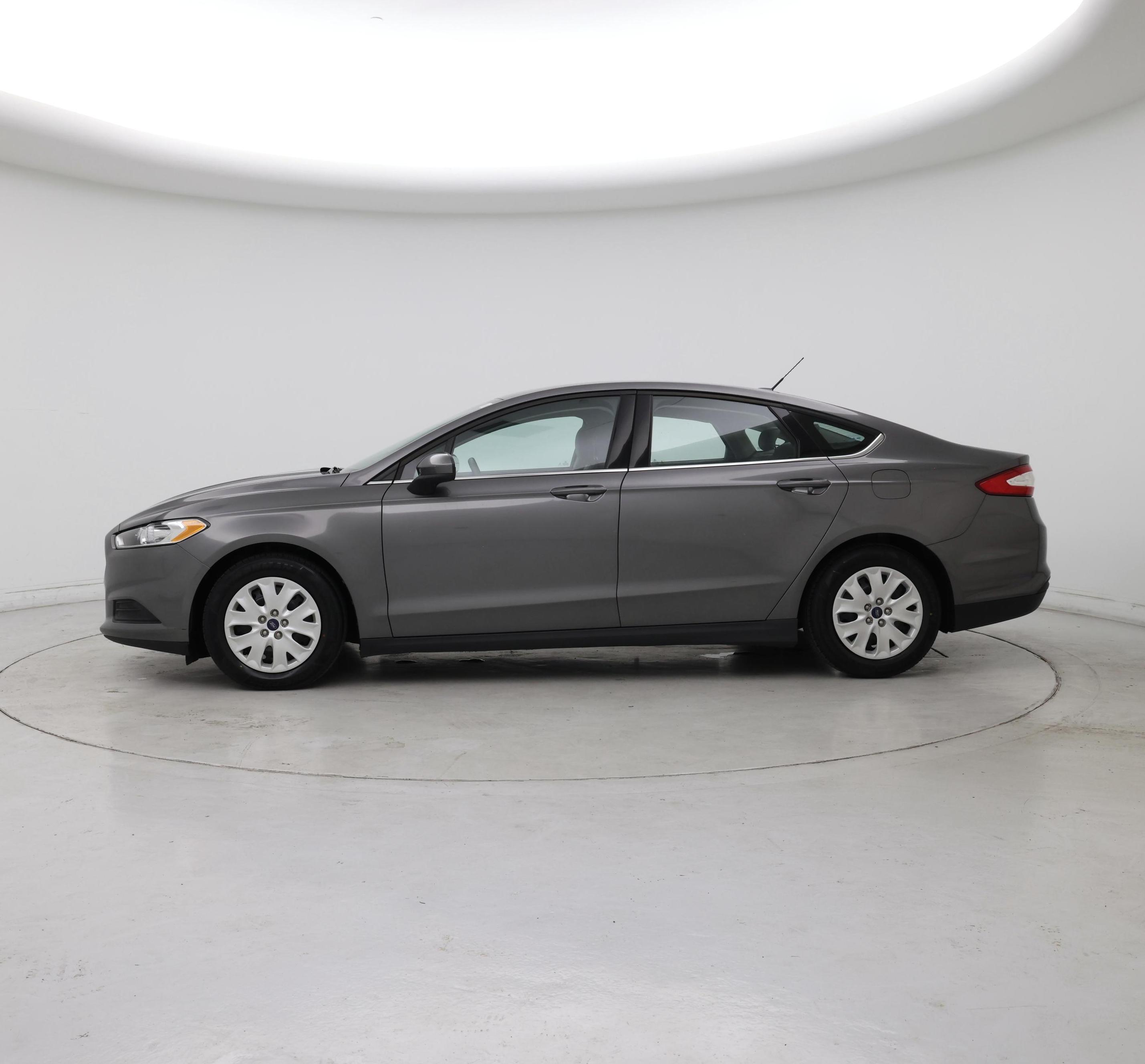 Thumbnail: 2014 Ford Fusion - 3