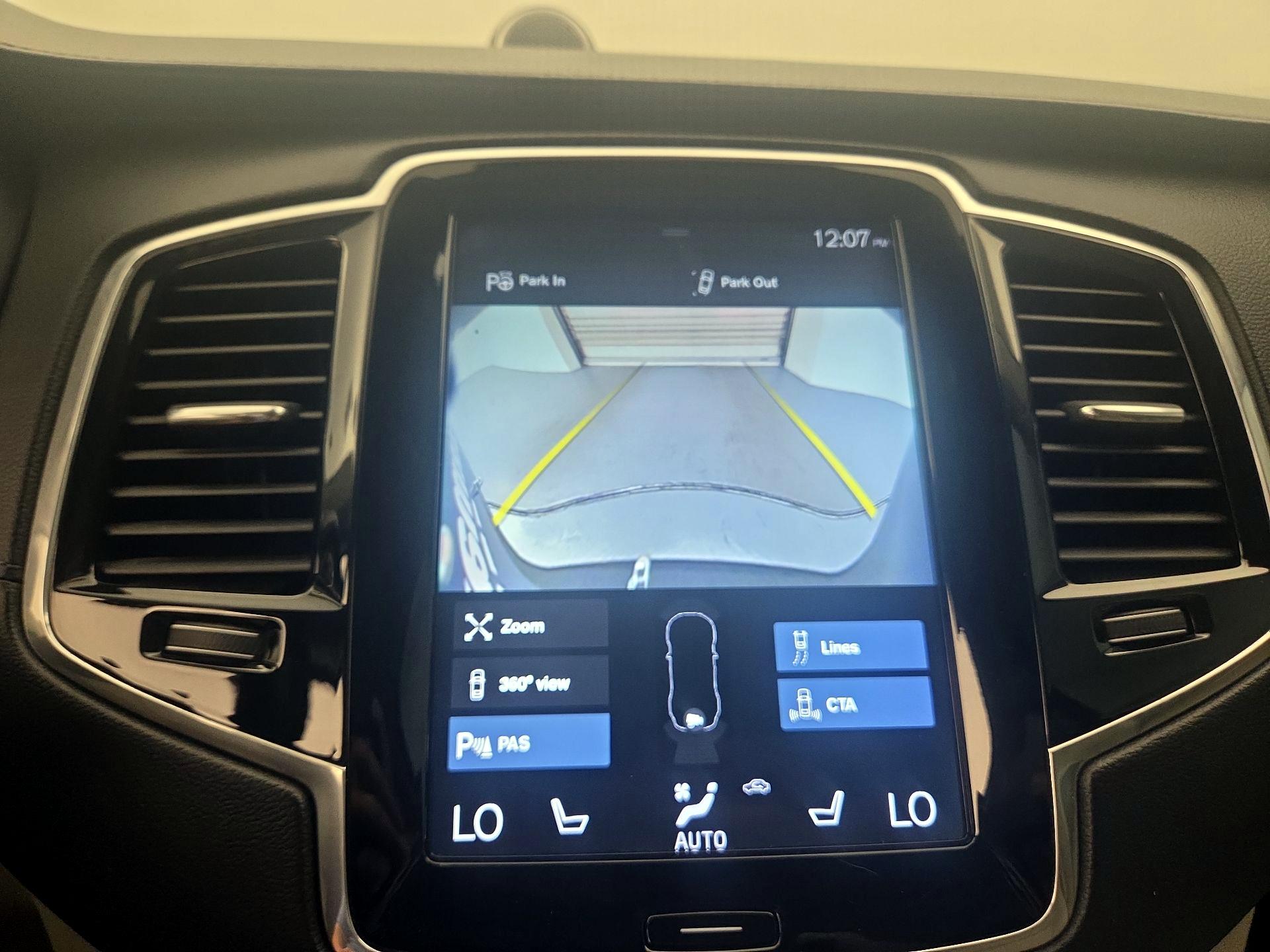 Thumbnail: 2019 Volvo XC90 - 15