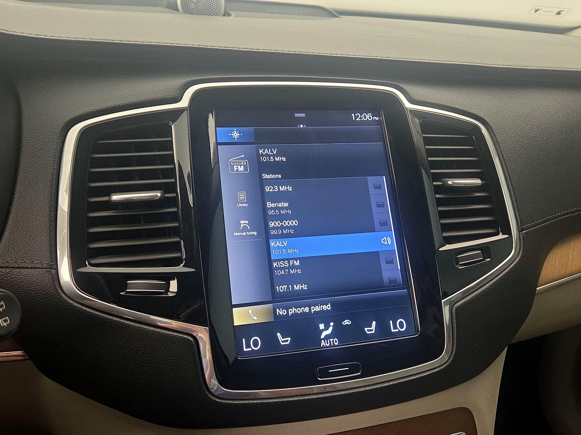 Thumbnail: 2019 Volvo XC90 - 16