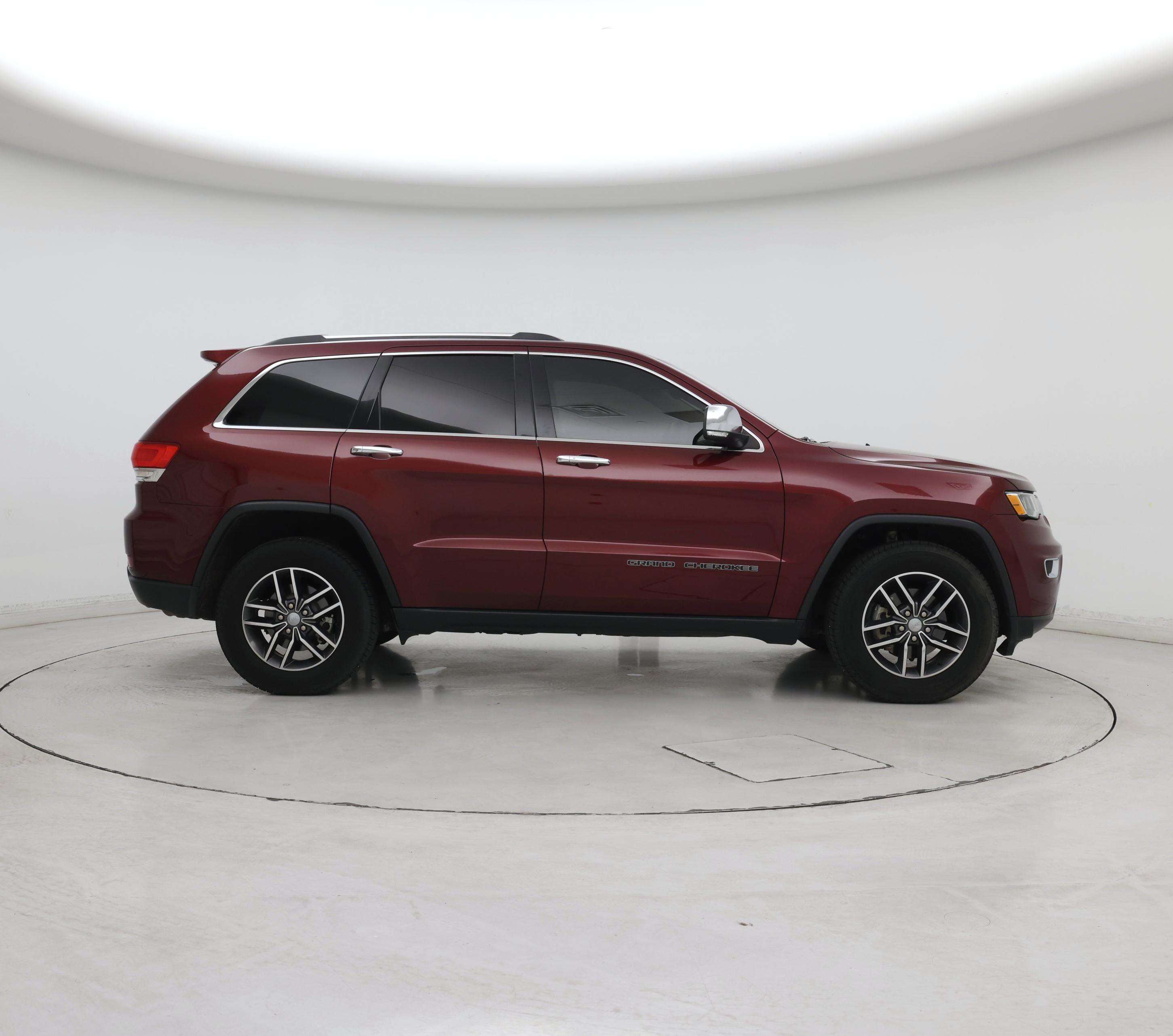 Thumbnail: 2018 Jeep Grand Cherokee - 7