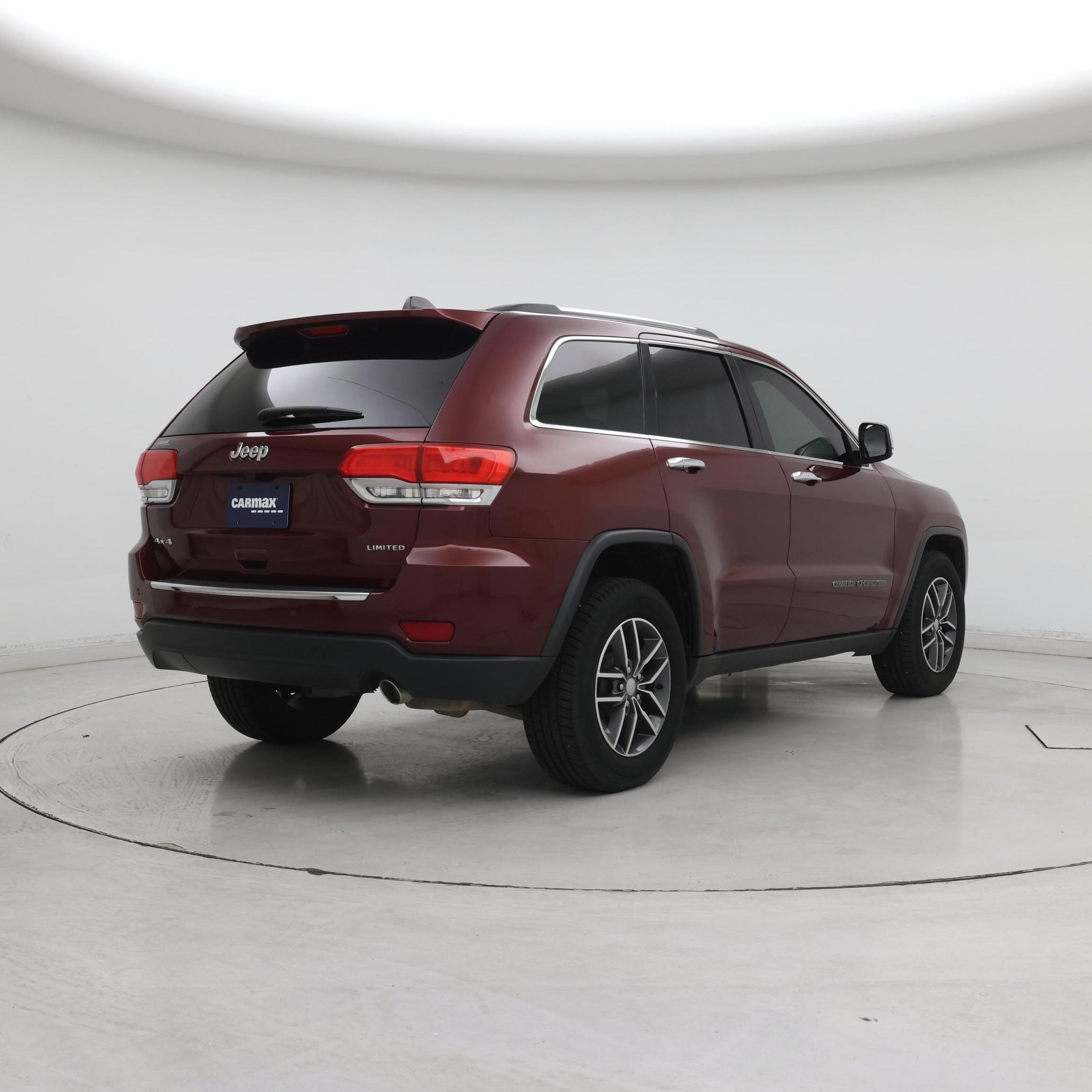 Thumbnail: 2018 Jeep Grand Cherokee - 8