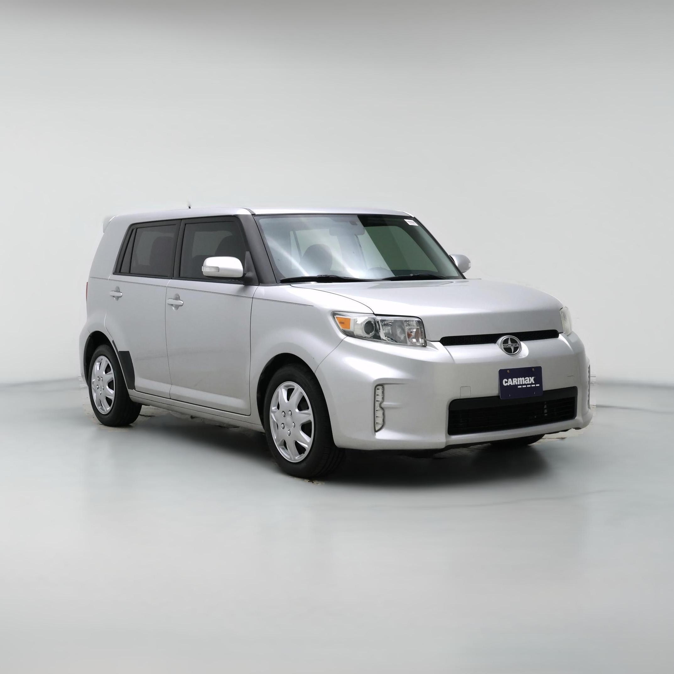 Thumbnail: 2015 Scion xB - 1