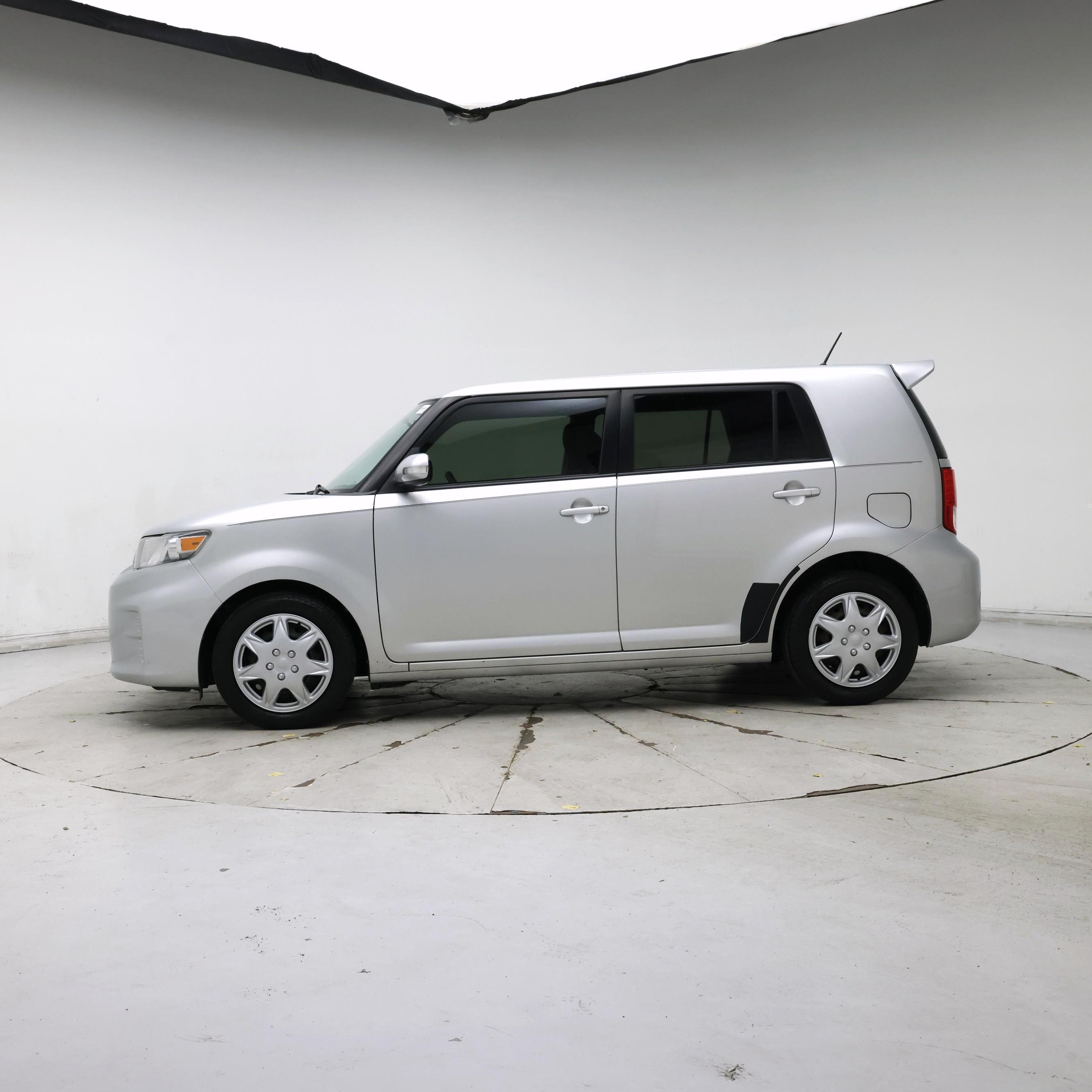 Thumbnail: 2015 Scion xB - 3