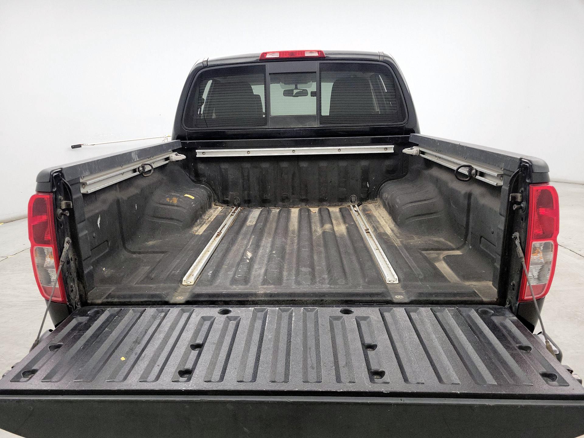 Thumbnail: 2020 Nissan Frontier - 20