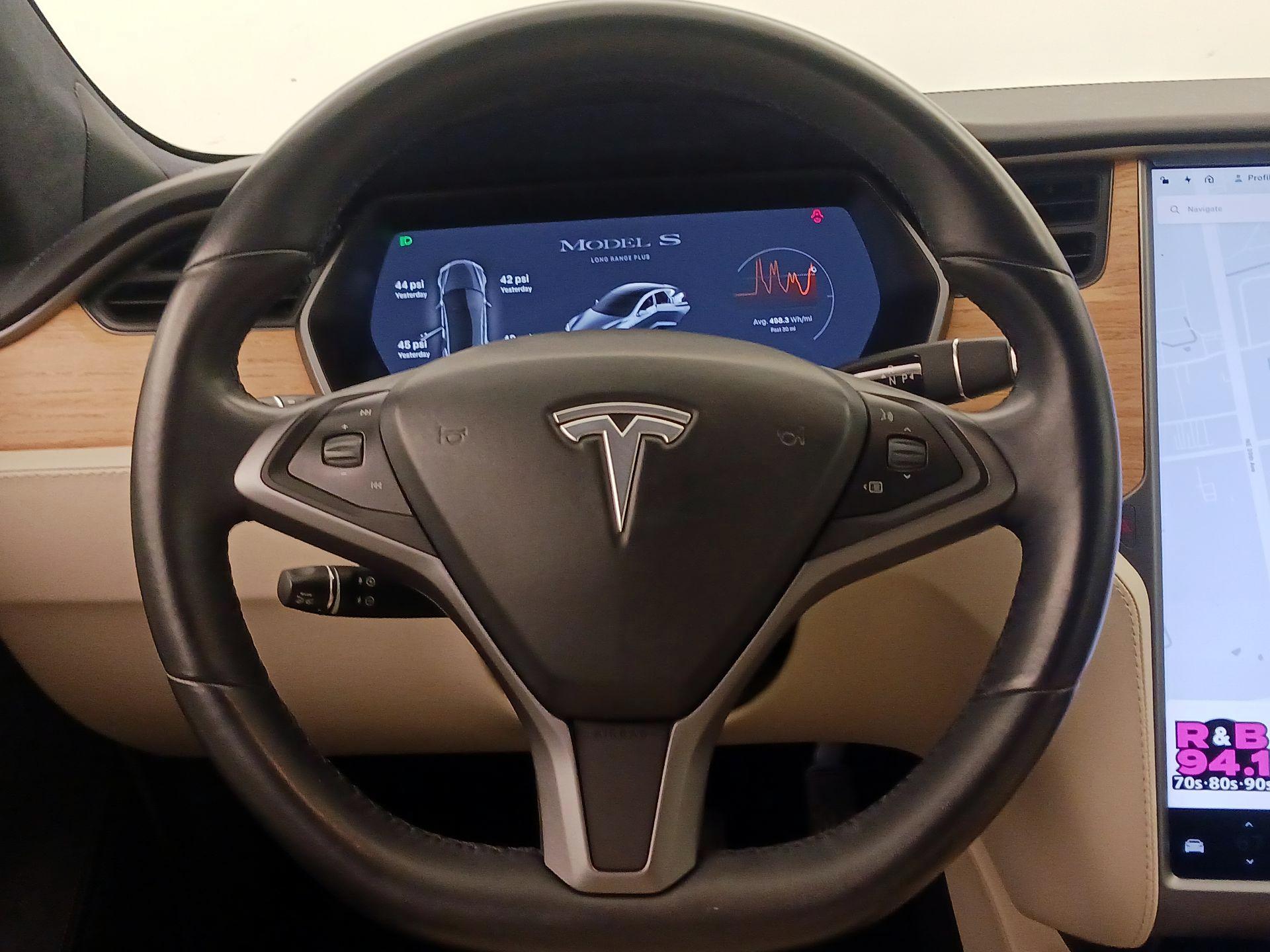 Thumbnail: 2021 Tesla Model S - 10