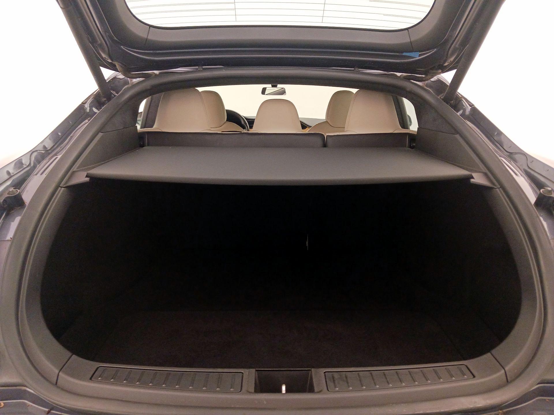 Thumbnail: 2021 Tesla Model S - 20