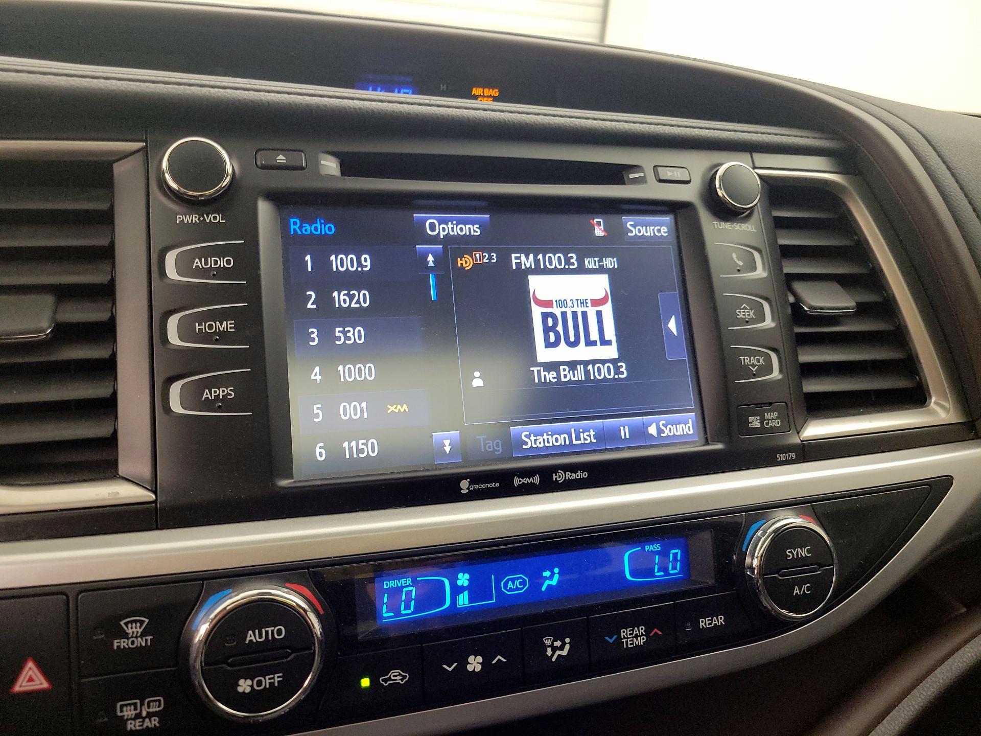 Thumbnail: 2018 Toyota Highlander - 15
