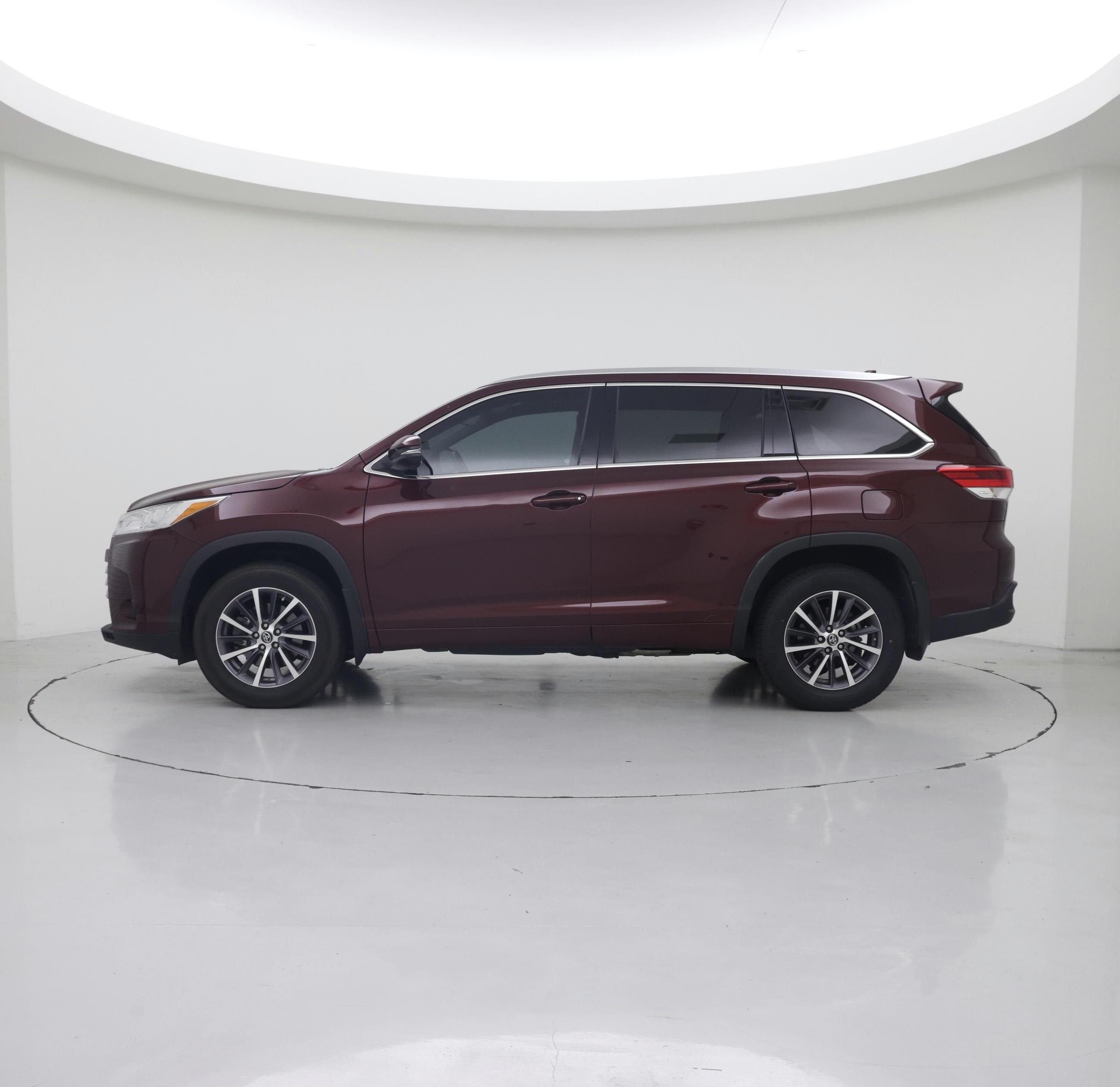 Thumbnail: 2018 Toyota Highlander - 3