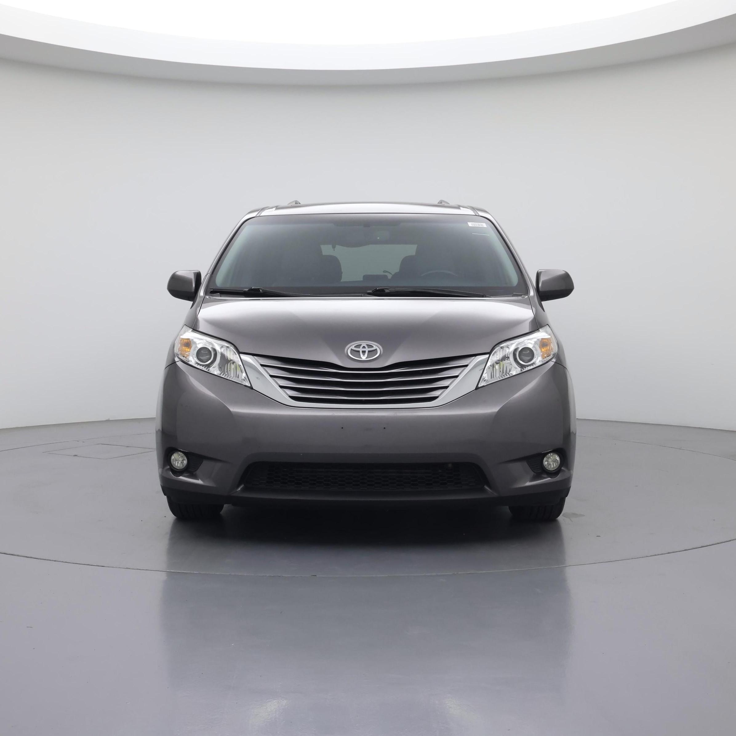 Thumbnail: 2017 Toyota Sienna - 5
