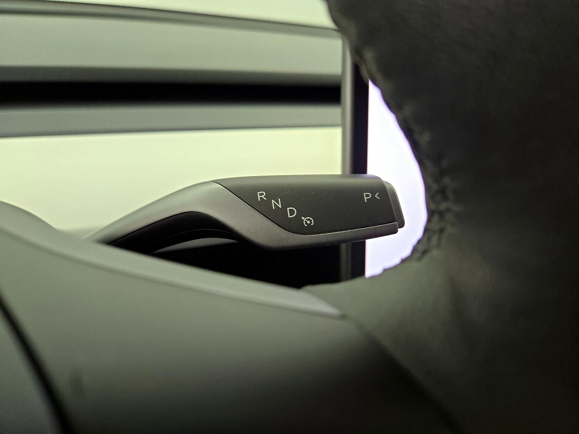 Thumbnail: 2024 Tesla Model Y - 17
