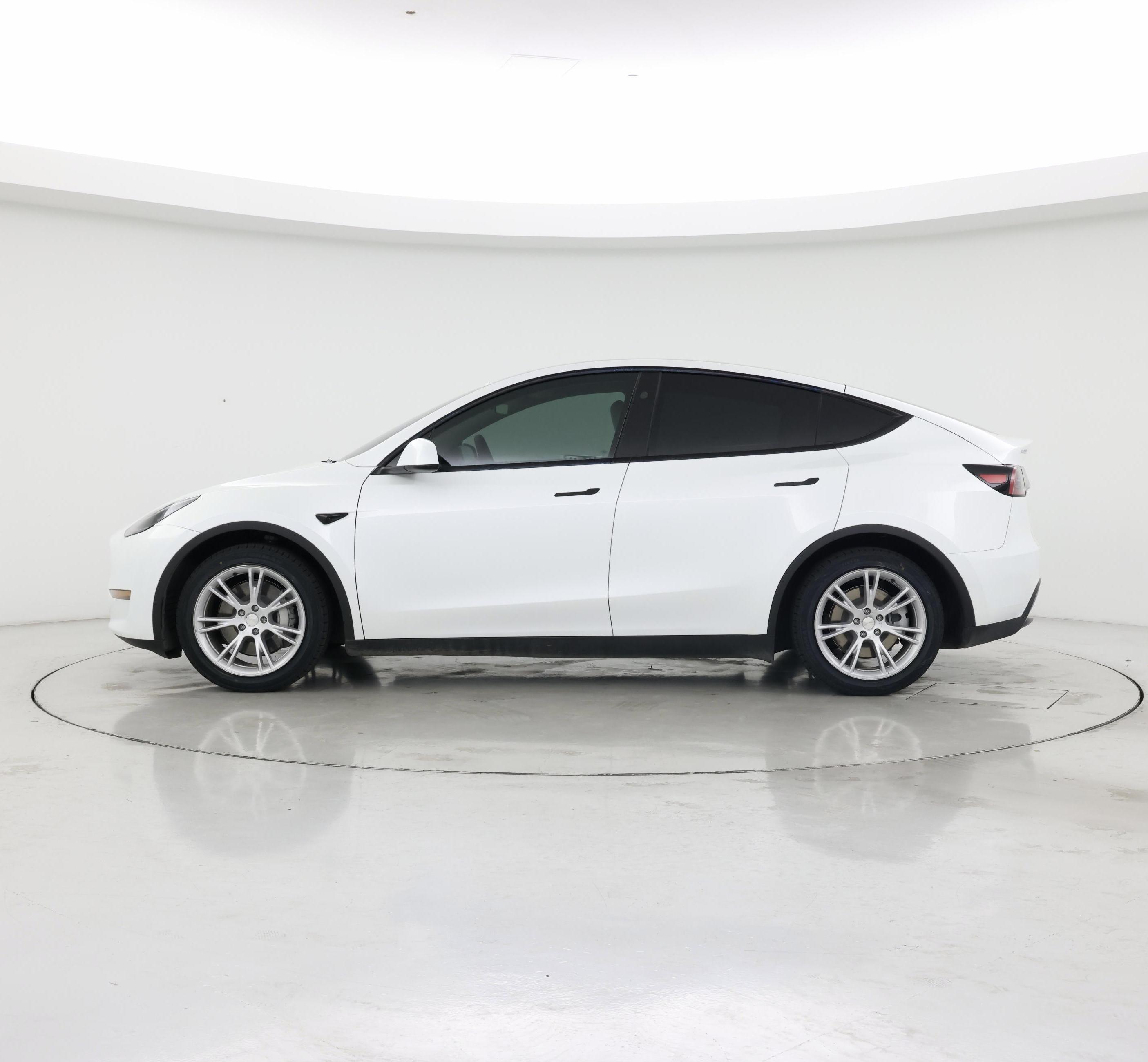 Thumbnail: 2024 Tesla Model Y - 3