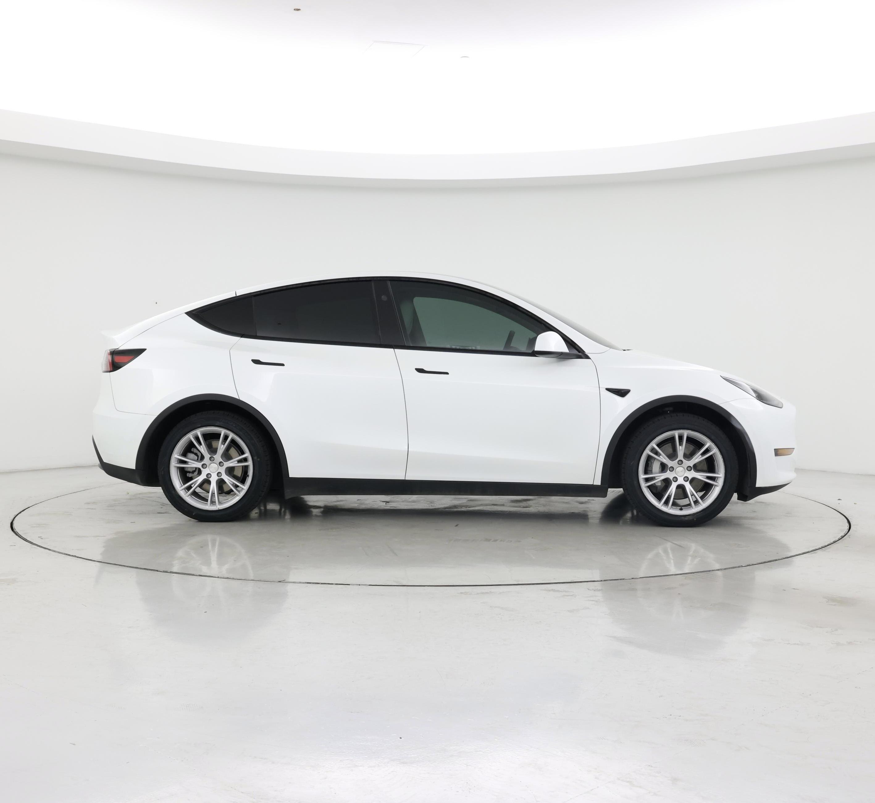 Thumbnail: 2024 Tesla Model Y - 7