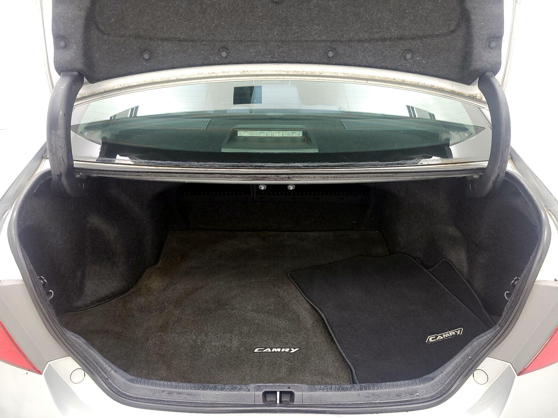 Thumbnail: 2016 Toyota Camry - 20