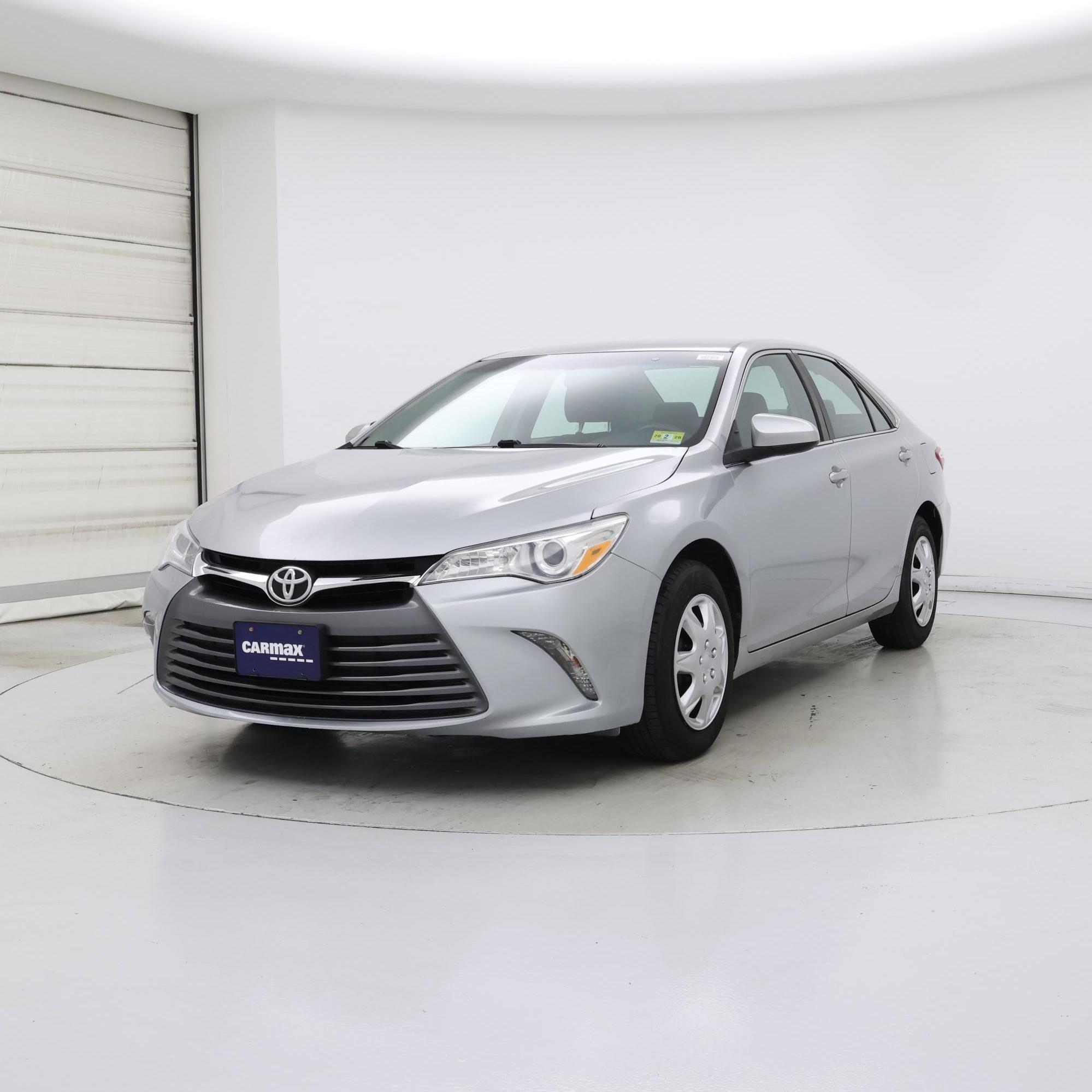 Thumbnail: 2016 Toyota Camry - 4