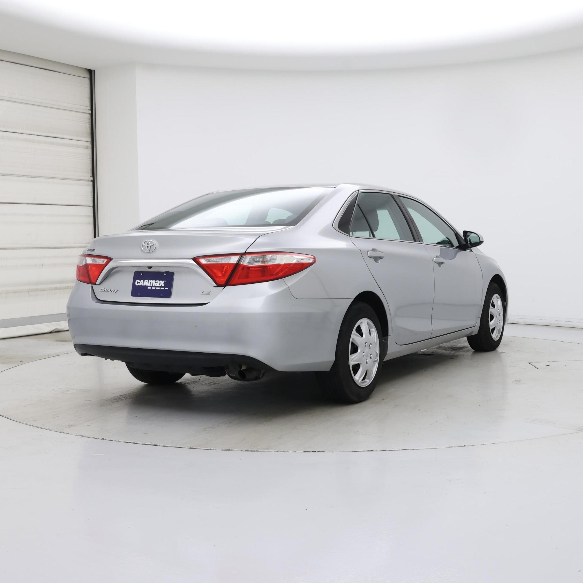 Thumbnail: 2016 Toyota Camry - 8