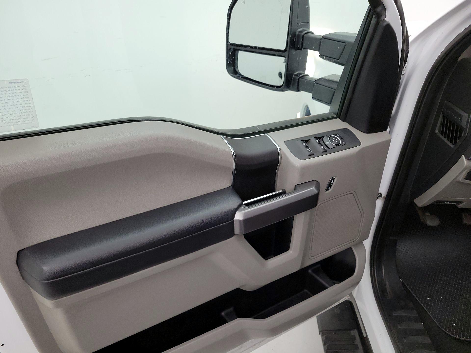 Thumbnail: 2019 Ford F-250 - 12