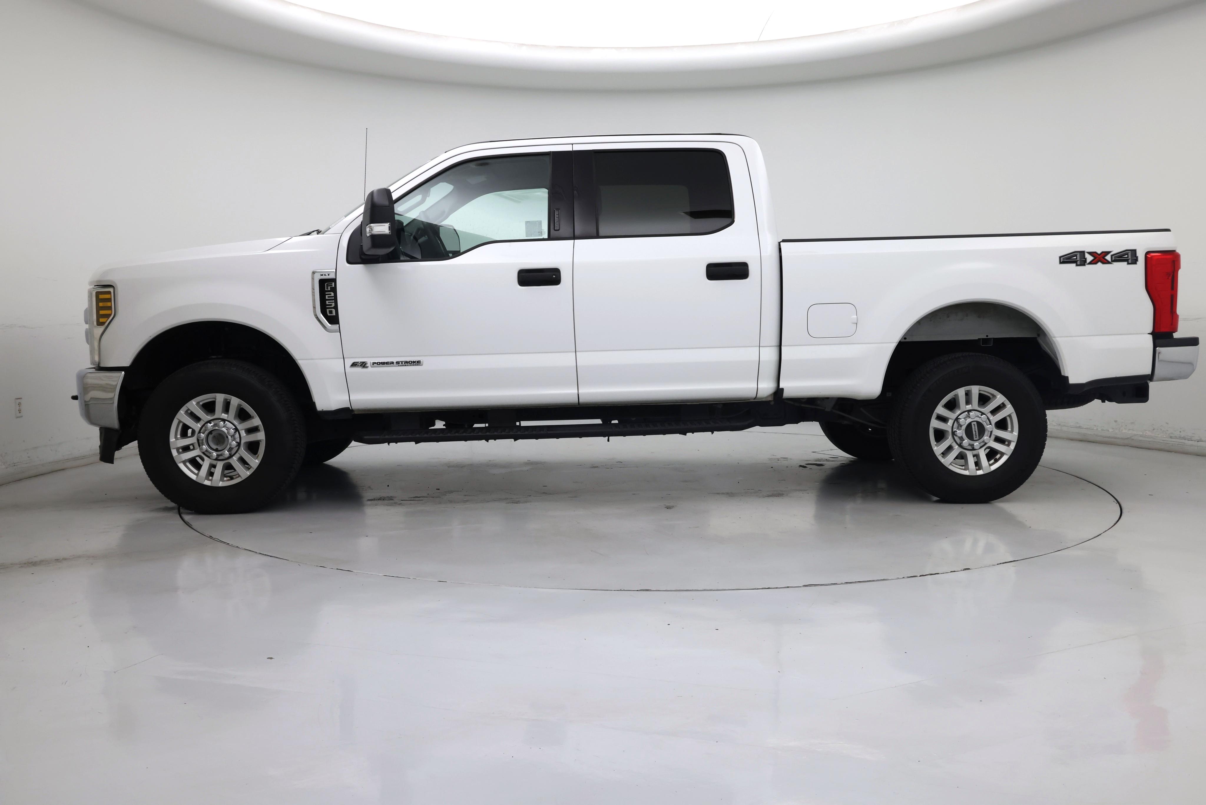 Thumbnail: 2019 Ford F-250 - 3