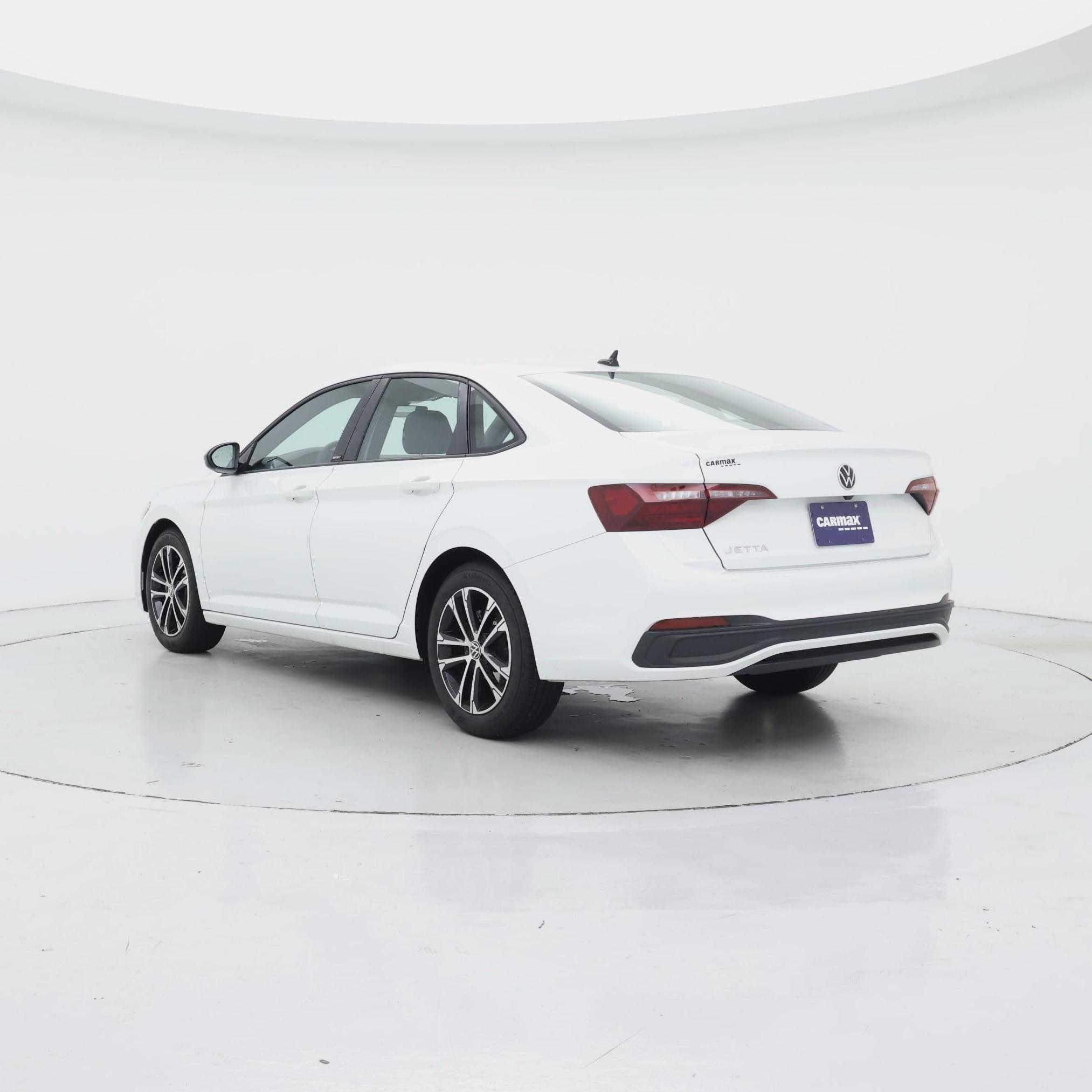Thumbnail: 2024 Volkswagen Jetta - 2