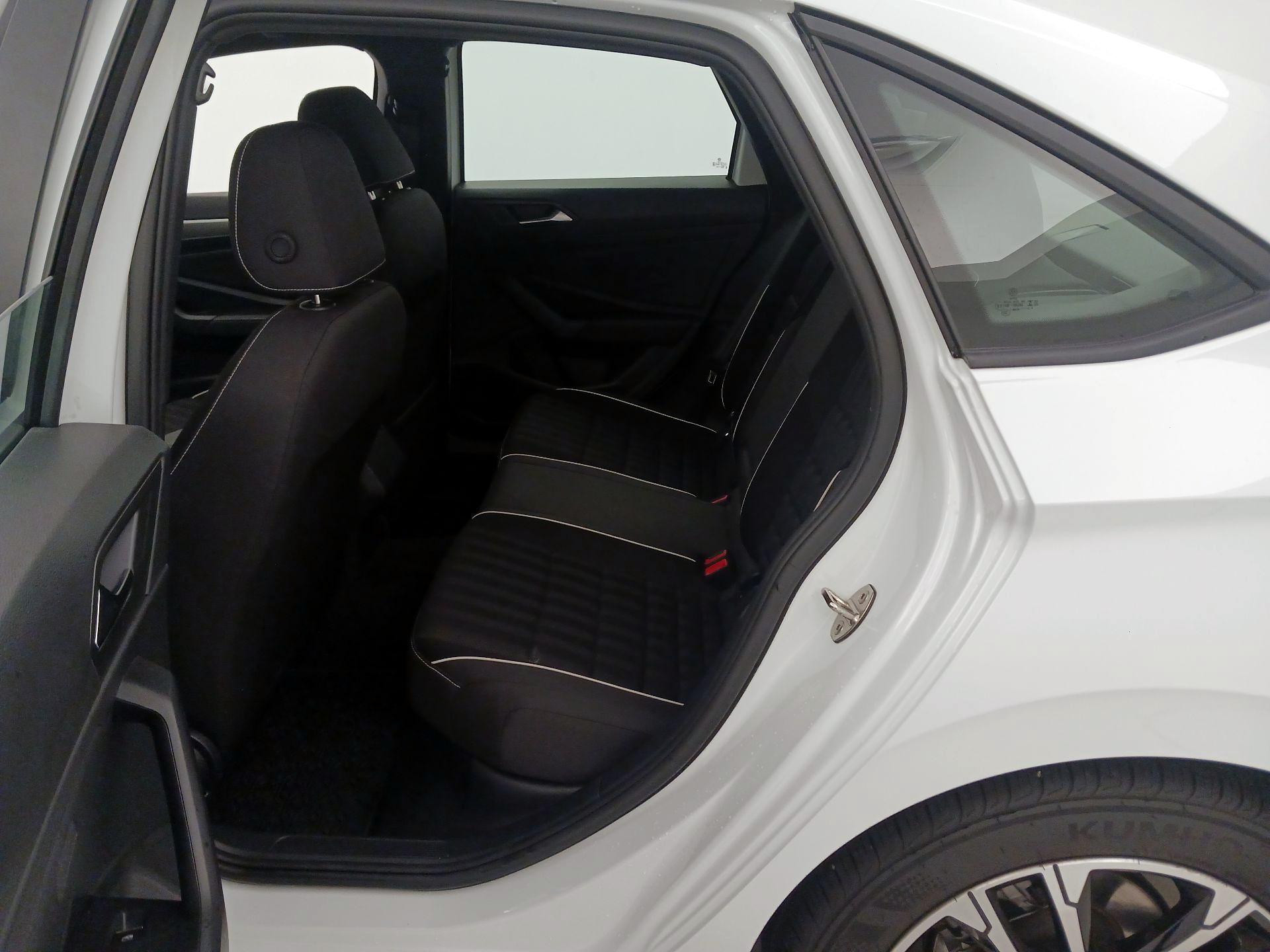Thumbnail: 2024 Volkswagen Jetta - 19