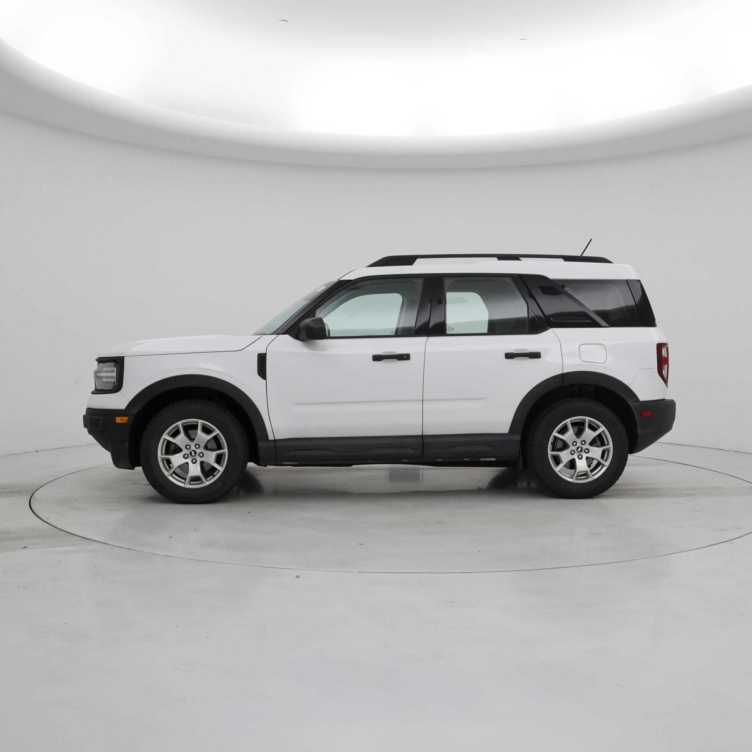 Thumbnail: 2022 Ford Bronco Sport - 3