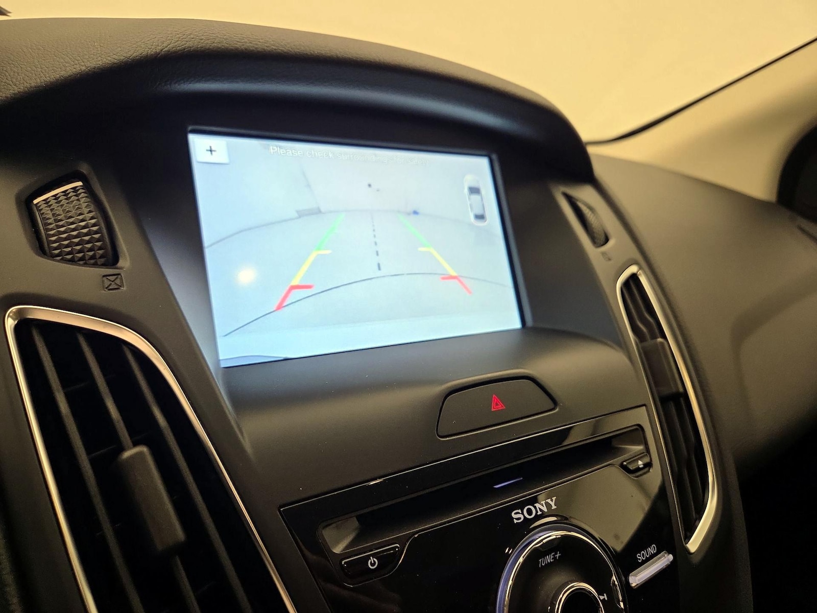 2016 Ford Focus Titanium - Photo 15