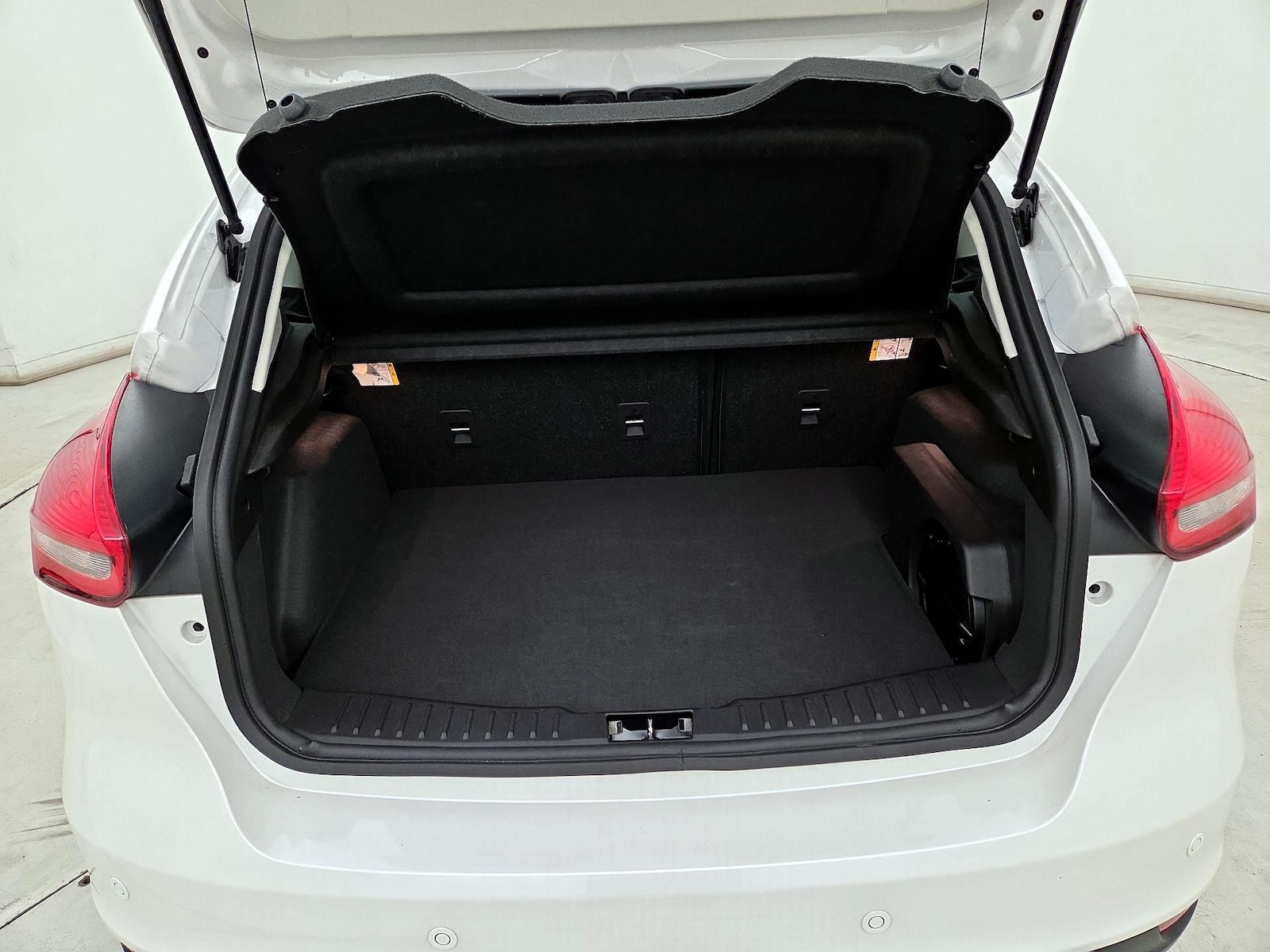 2016 Ford Focus Titanium - Photo 22