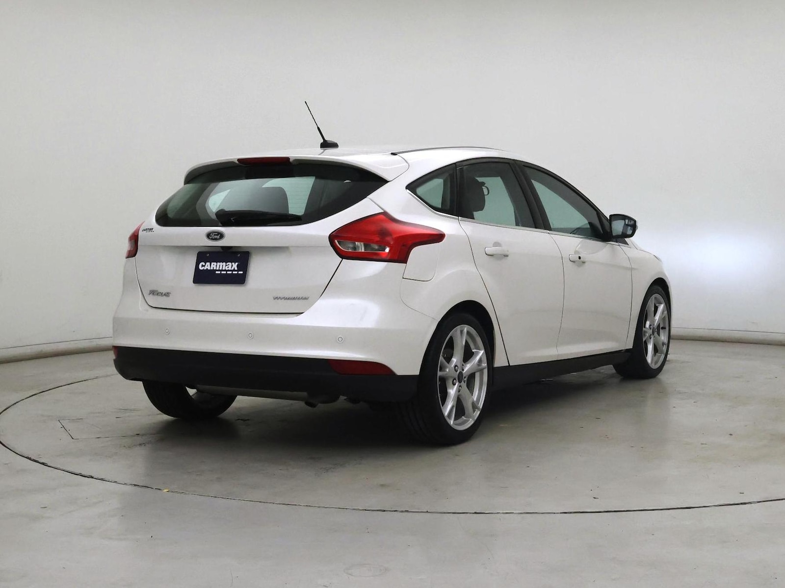 2016 Ford Focus Titanium - Photo 9