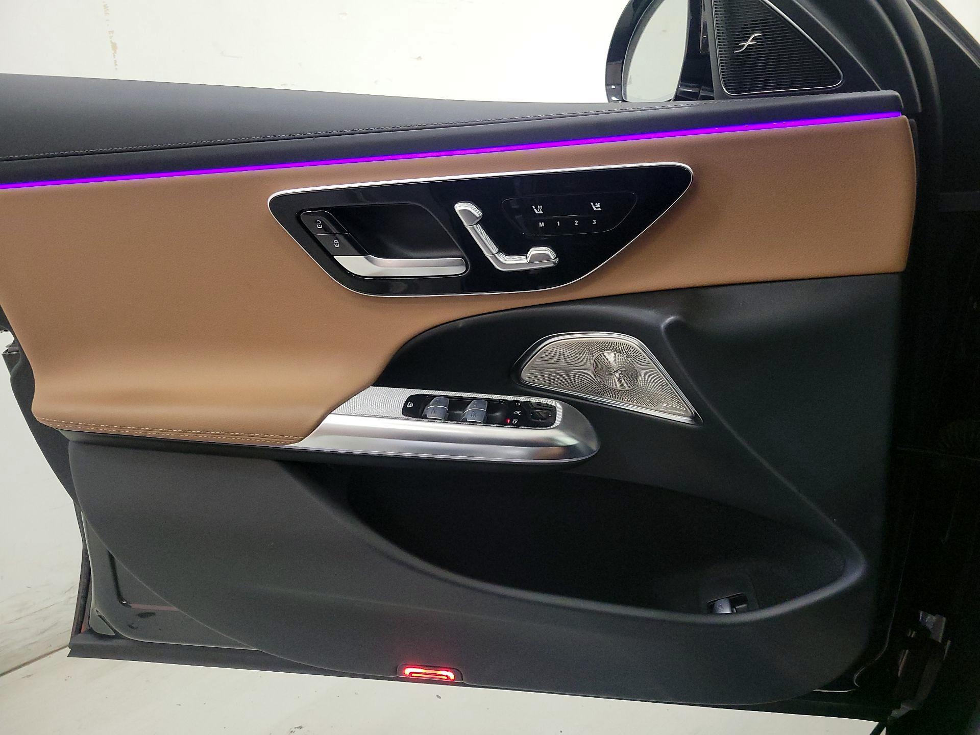 Thumbnail: 2024 Mercedes-Benz E-Class - 12