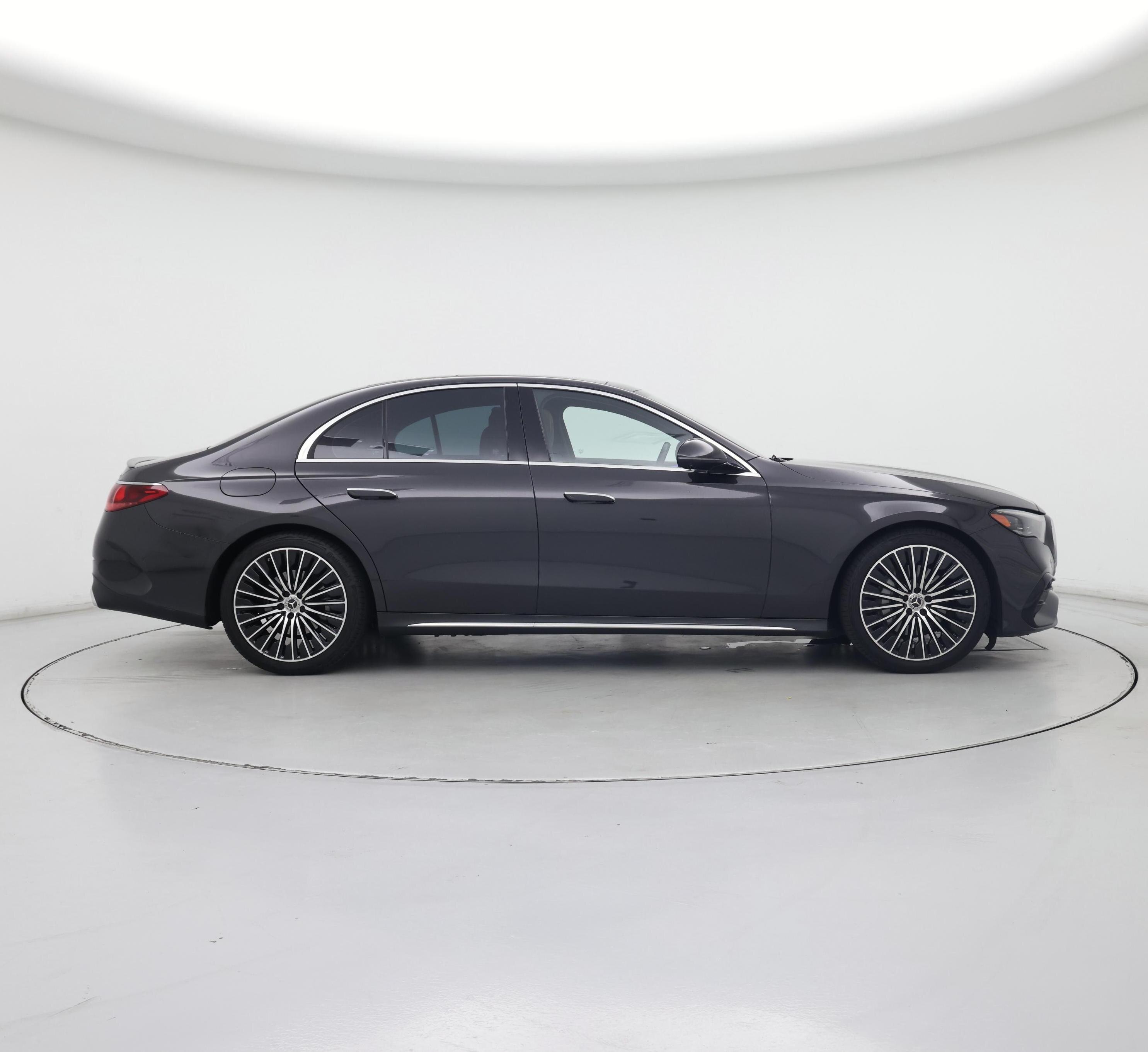 Thumbnail: 2024 Mercedes-Benz E-Class - 7