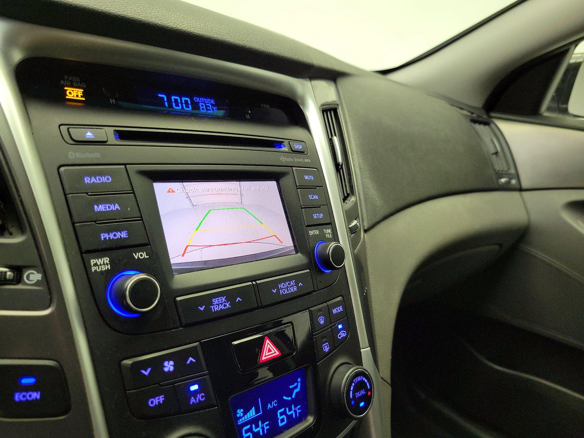 Thumbnail: 2015 Hyundai Sonata - 14