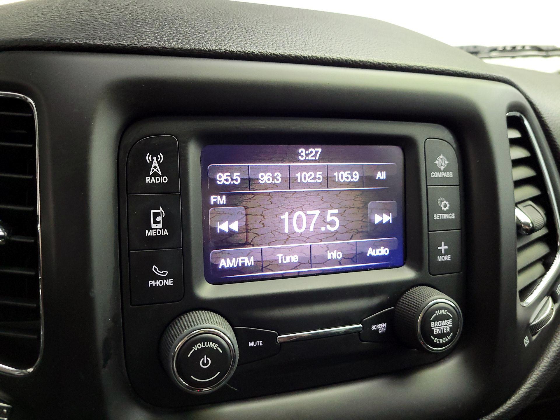 Thumbnail: 2018 Jeep Compass - 15