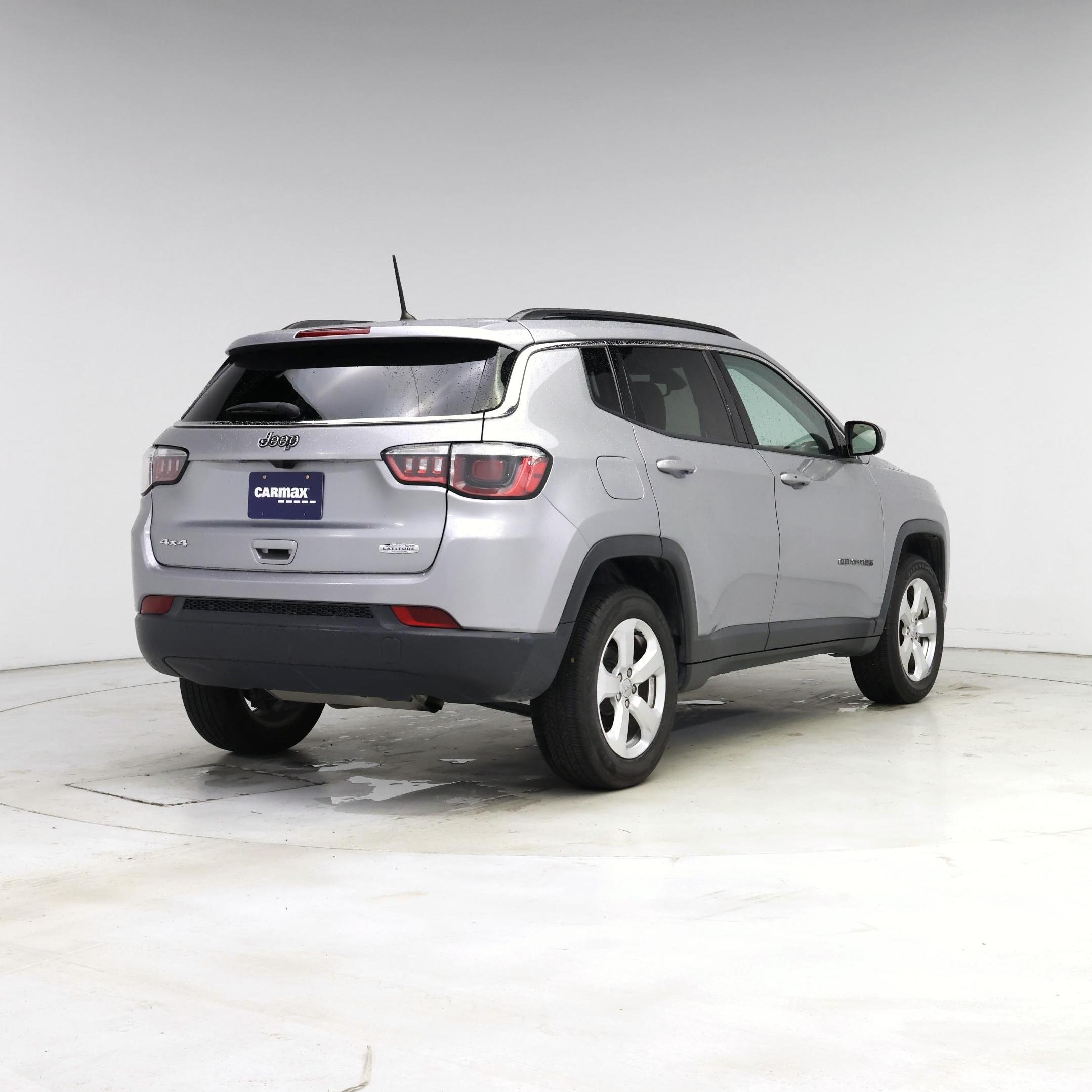 Thumbnail: 2018 Jeep Compass - 8