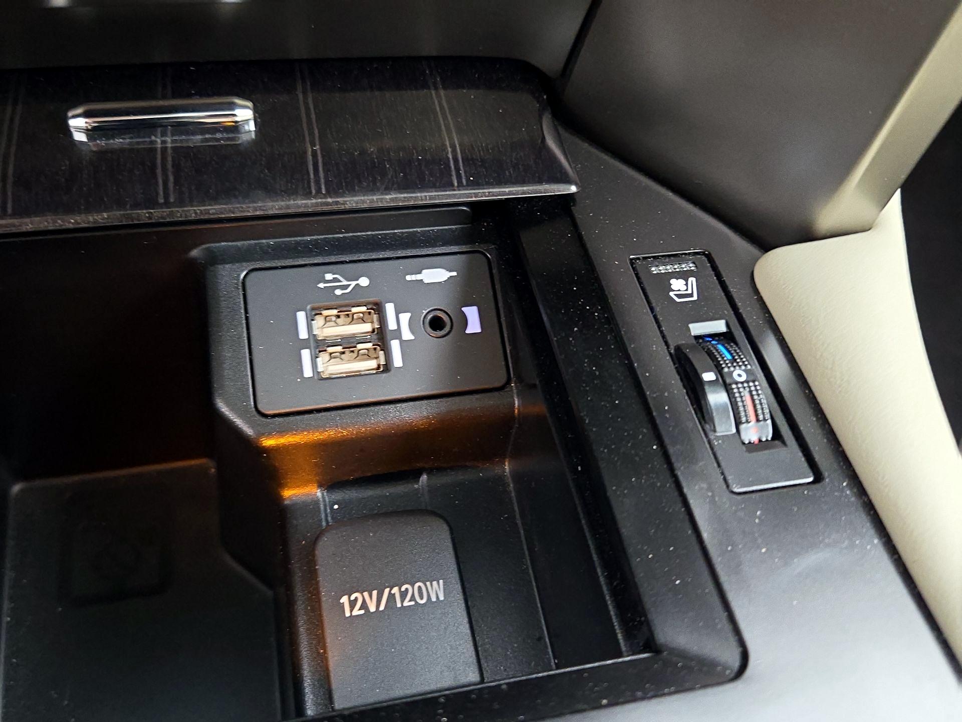 Thumbnail: 2021 Lexus GX - 19