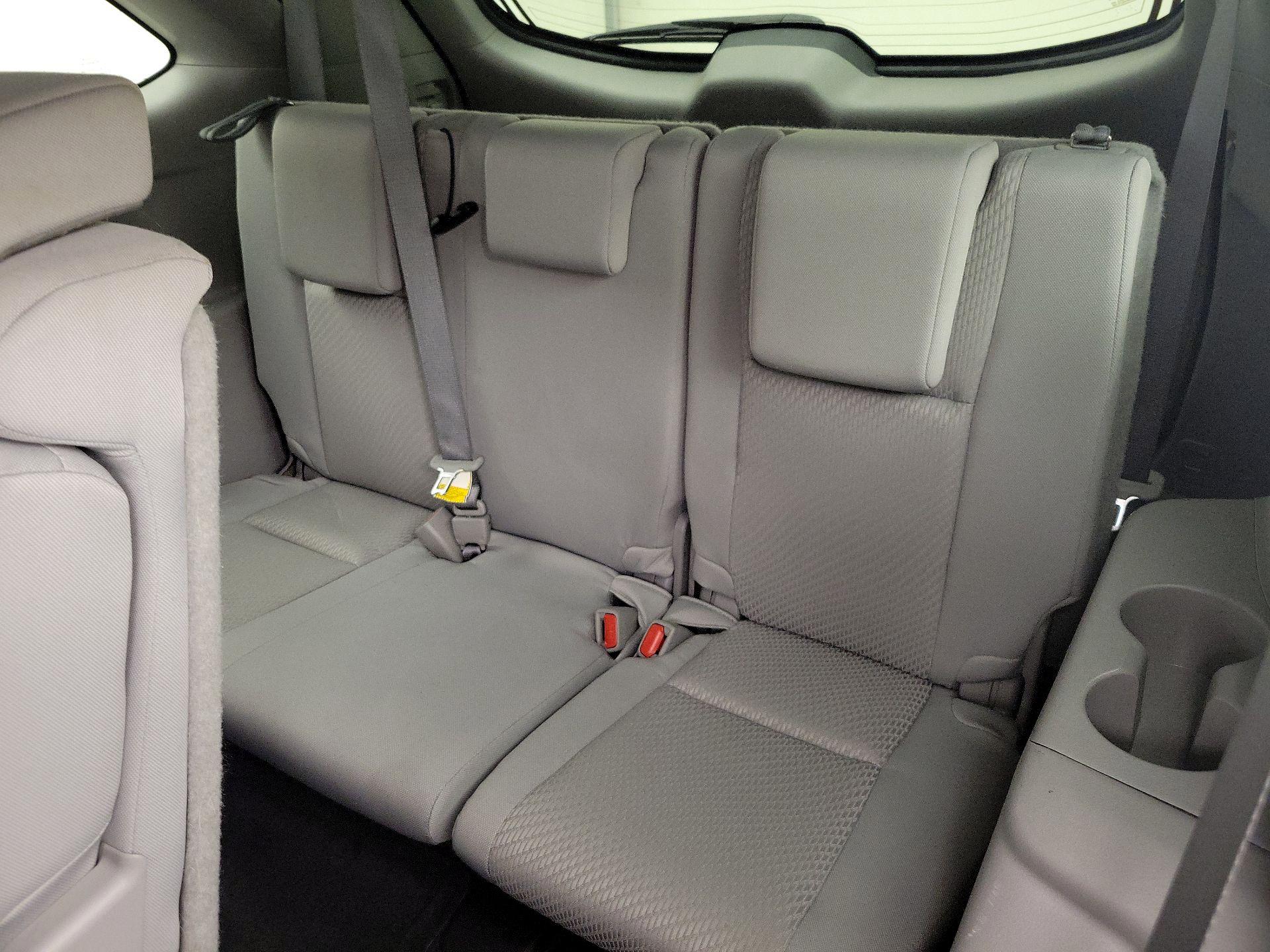 Thumbnail: 2016 Toyota Highlander - 20