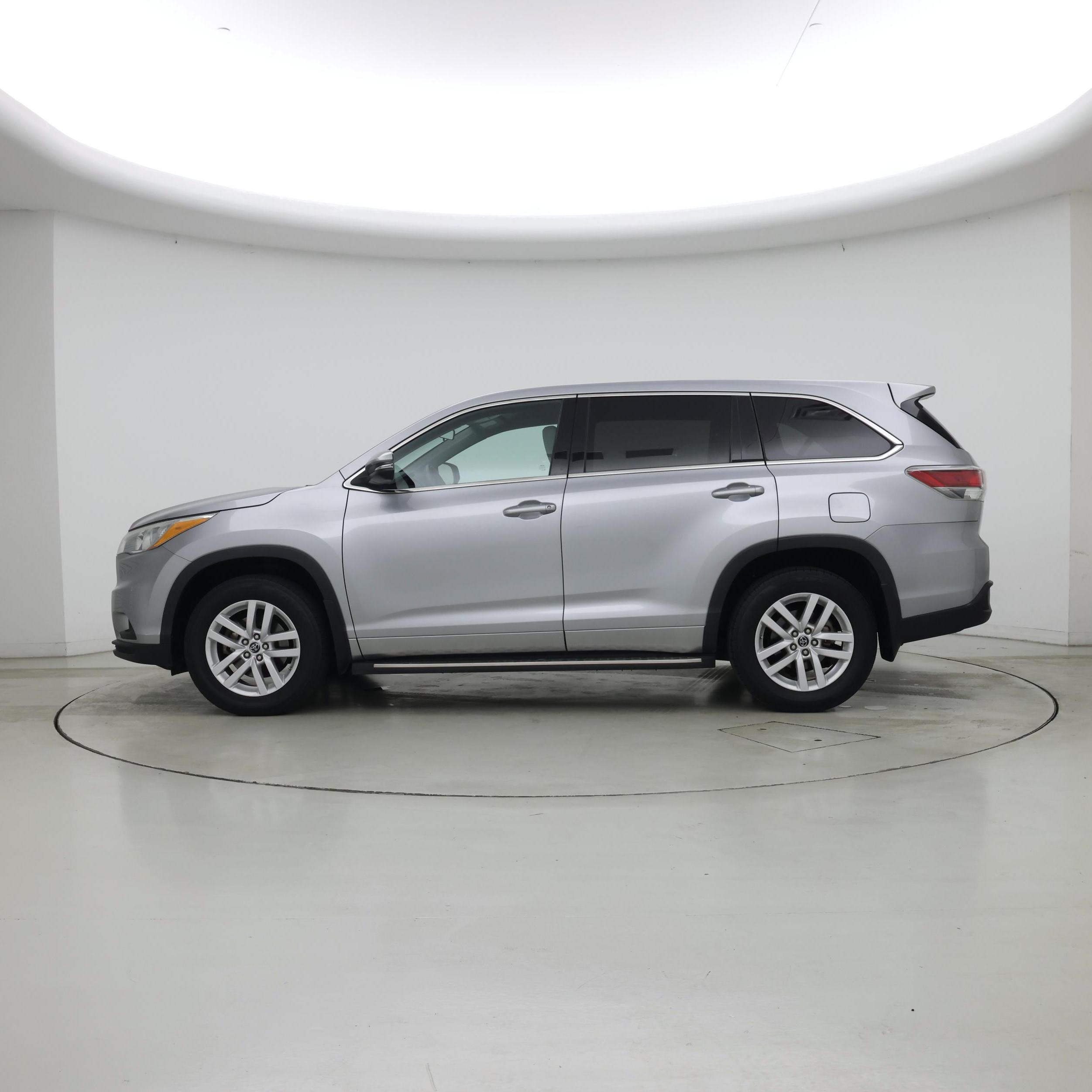 Thumbnail: 2016 Toyota Highlander - 3