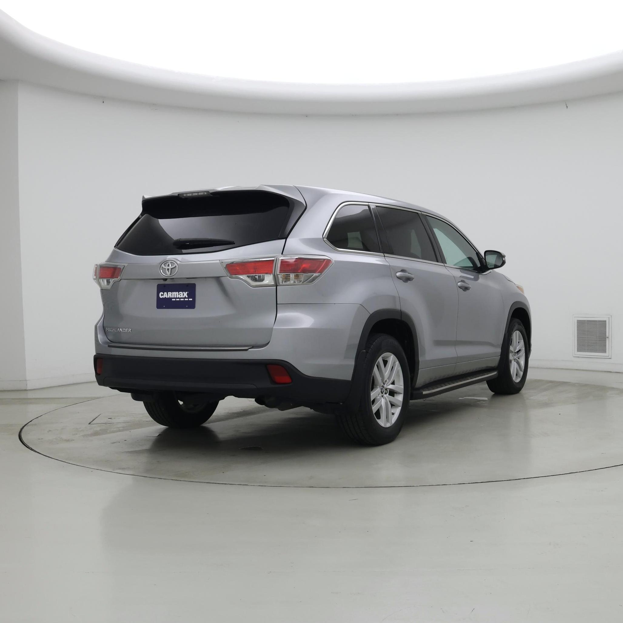 Thumbnail: 2016 Toyota Highlander - 8