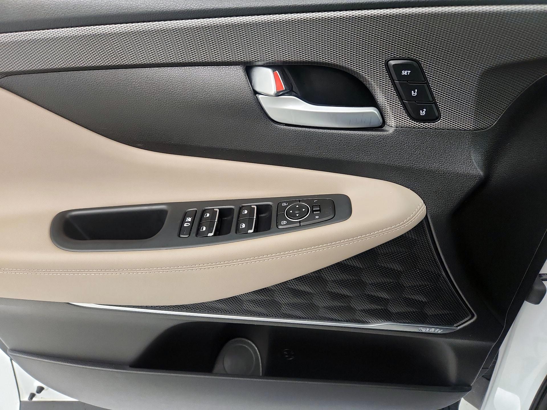 Thumbnail: 2020 Hyundai Santa Fe - 12