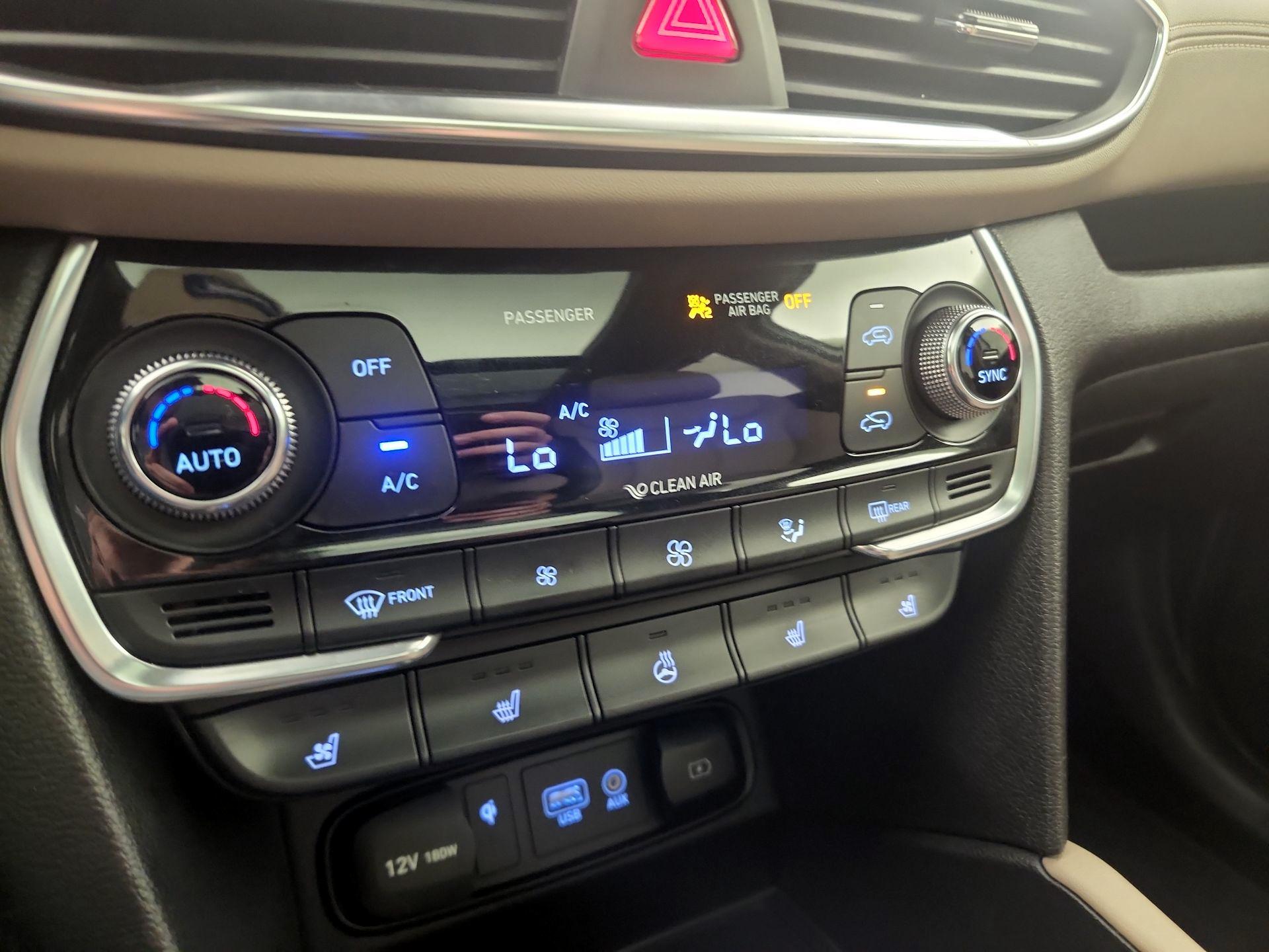 Thumbnail: 2020 Hyundai Santa Fe - 17