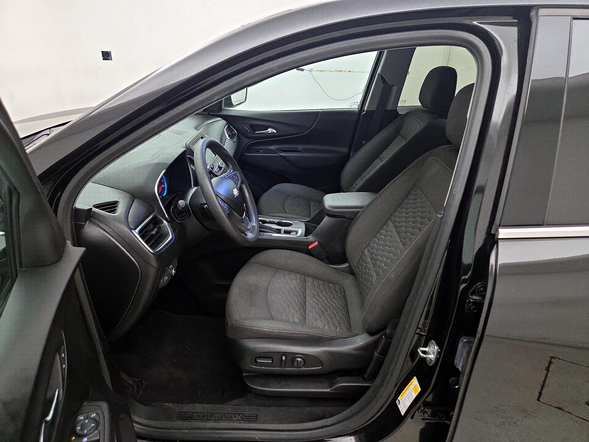 Thumbnail: 2020 Chevrolet Equinox - 11