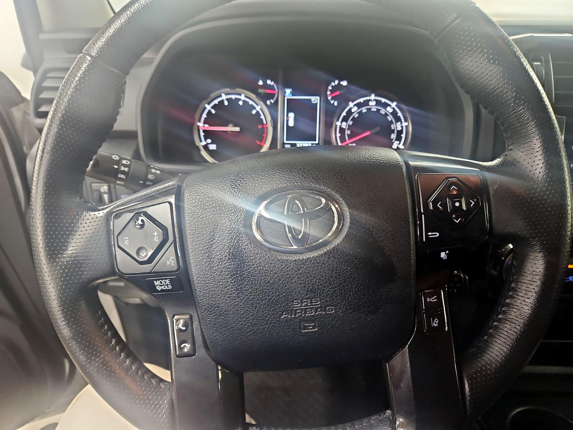 Thumbnail: 2022 Toyota 4Runner - 10